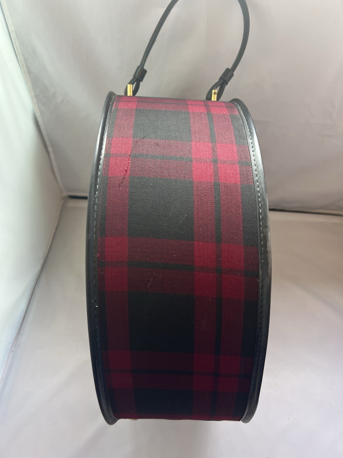 Vintage Red Plaid Round Train Case With Black Handle, Zipper Closure