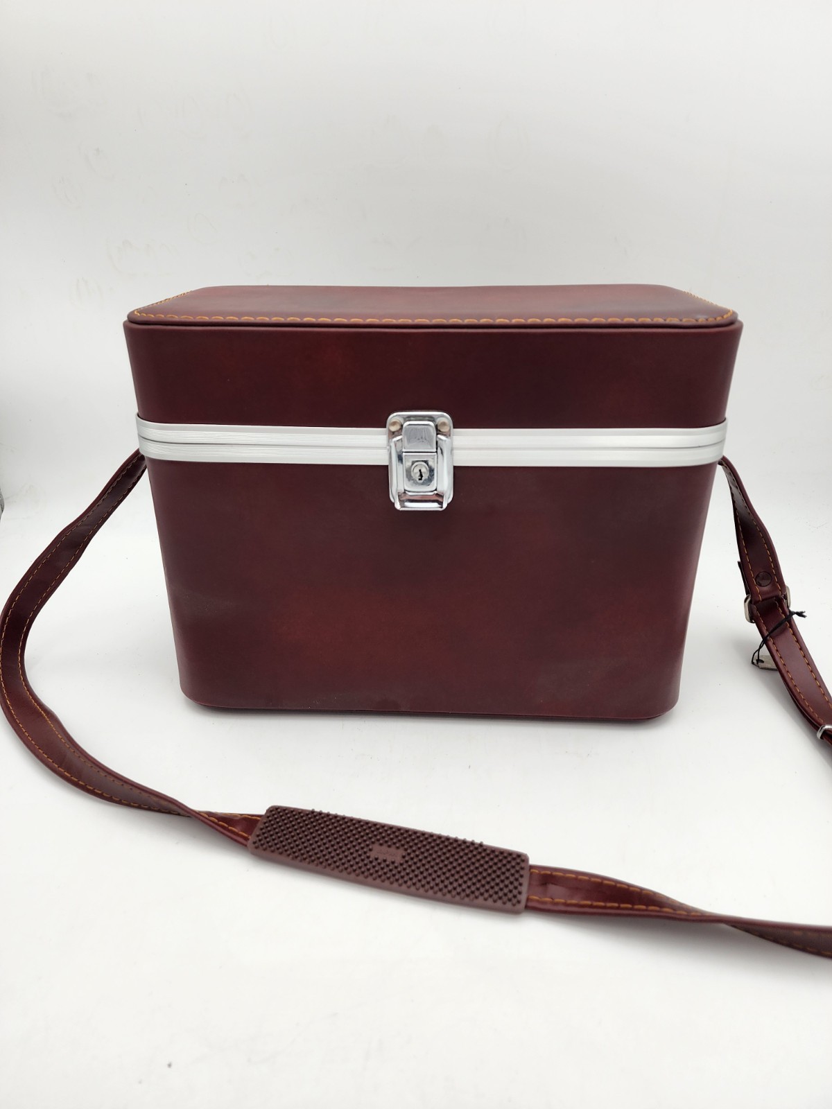 Vintage Faux Leather Hard Shell Camera Train Case with Stap