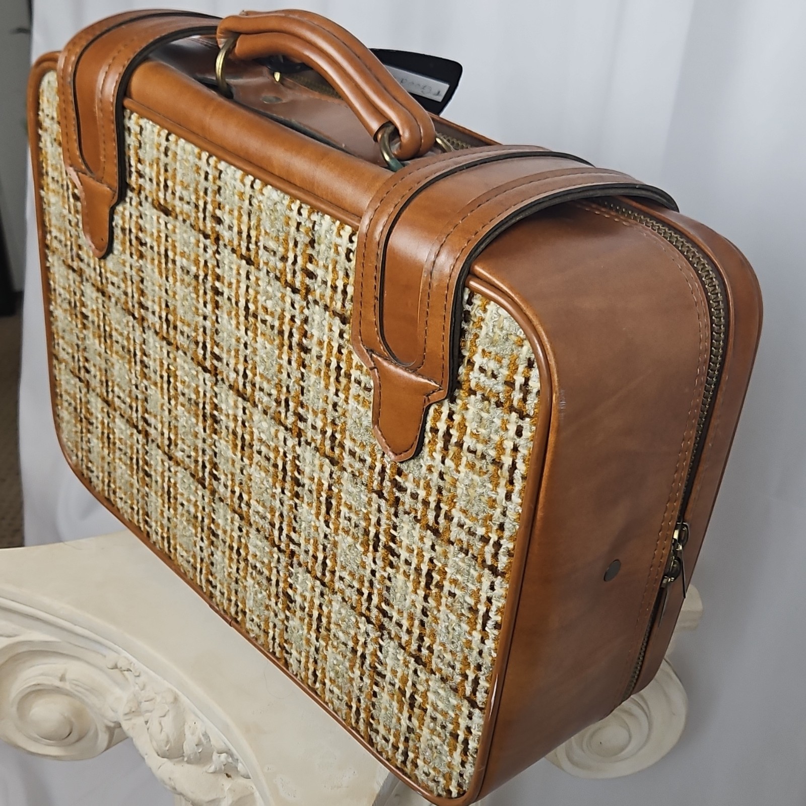 Vintage Hartmann tweed and leather suiccase