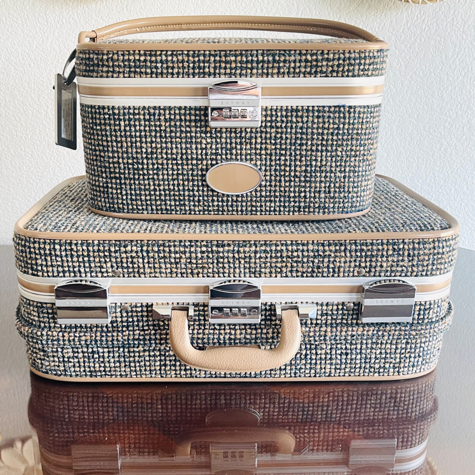 Skyway Vintage Retro Tweed Luggage Set Brown Vanity & Suitcase With Wheels