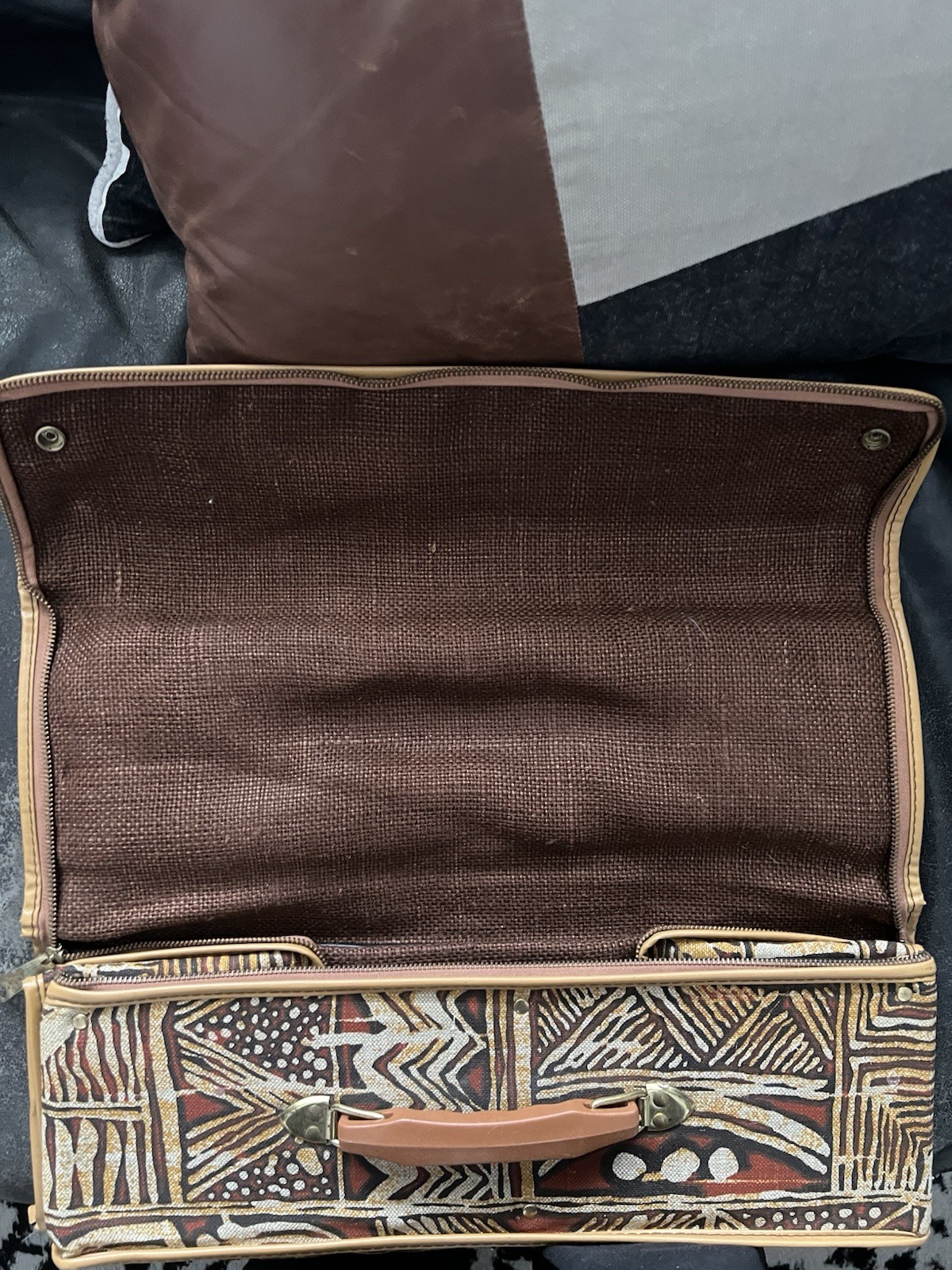 Tiki Foldable Suitcase Vintage Filkauf Linen Pattern
