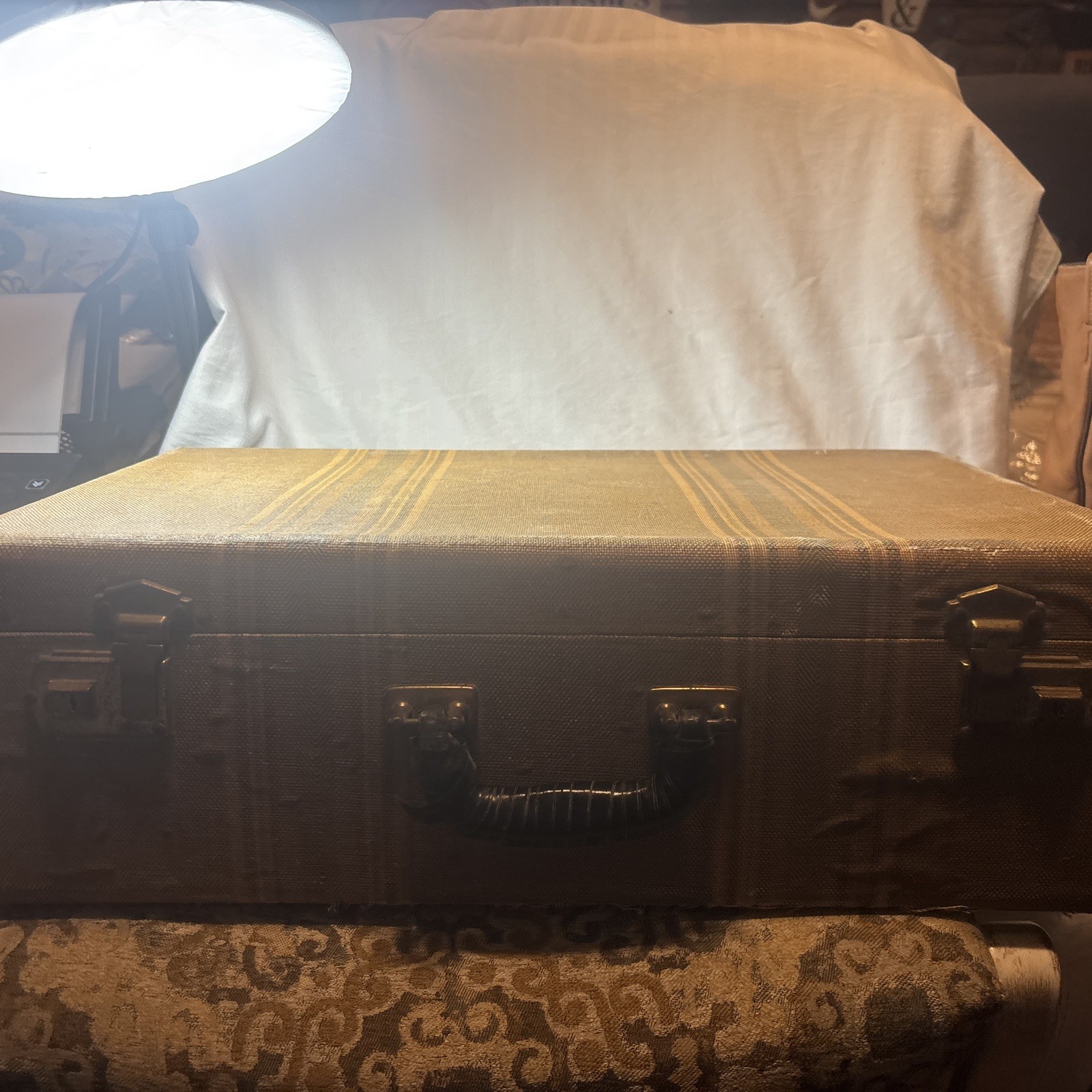 Vintage Medium Suitcase 1940’s? Fabric Cover Tan Cream Brown 21” X 12 1/2” X 6