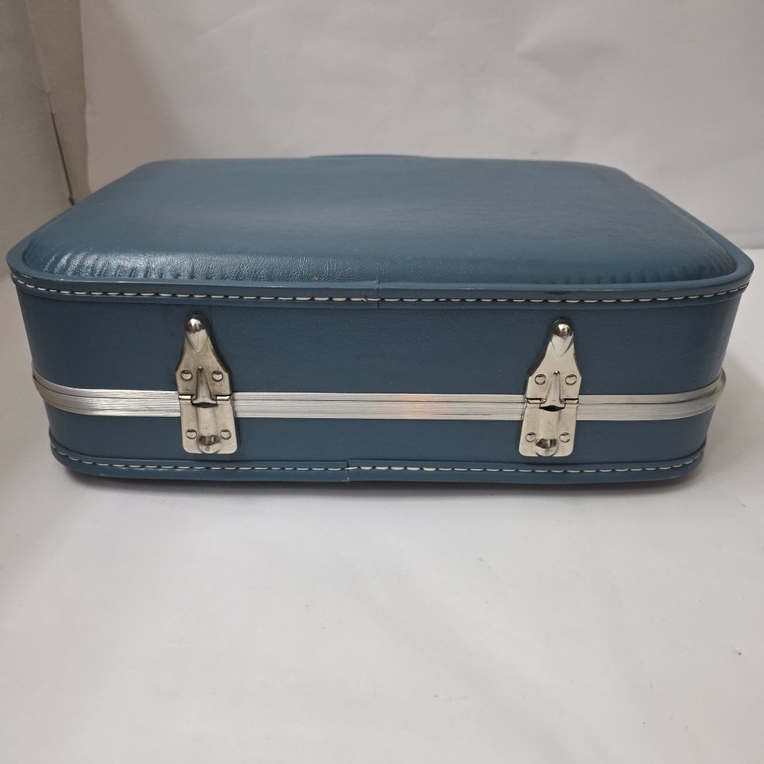 Vintage Slate Blue 2-Piece Luggage Set Hard Case Blue Sears READ
