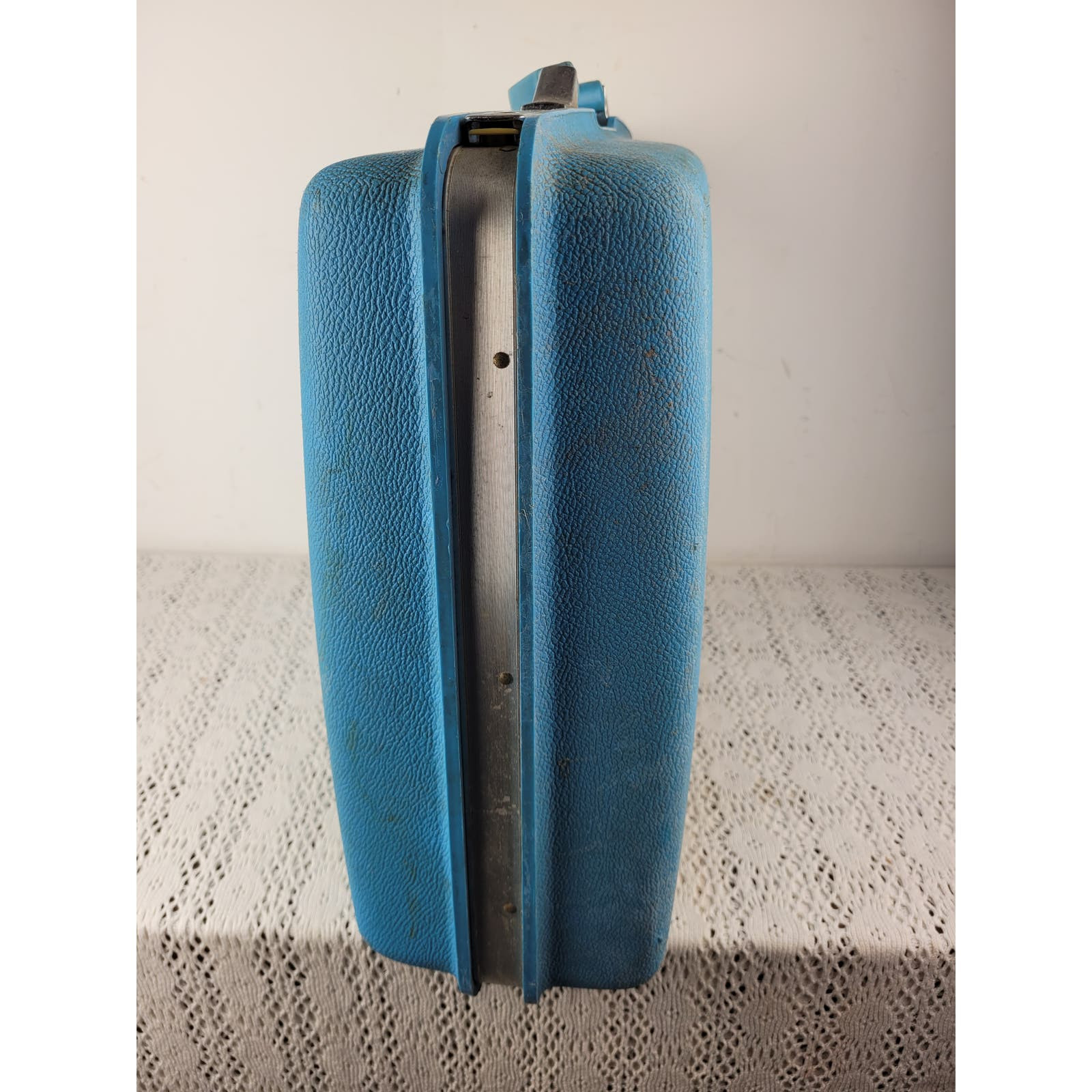 Vintage Hard Shell Samsonite Royal Traveller Montbello Luggage Suitcase Blue