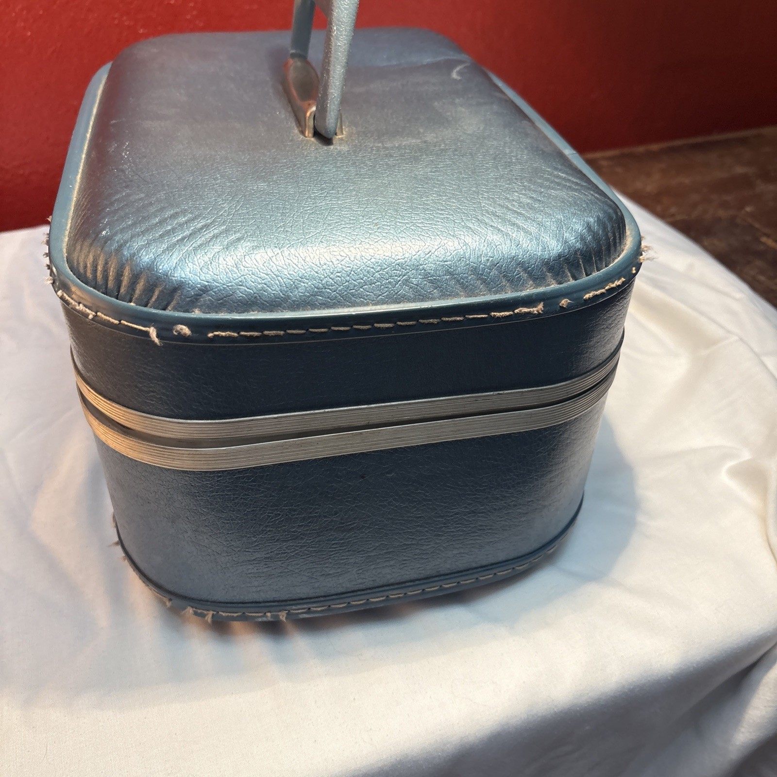 Vintage Toilertry Suitcase Travel Bag Luggage Blue Canvas