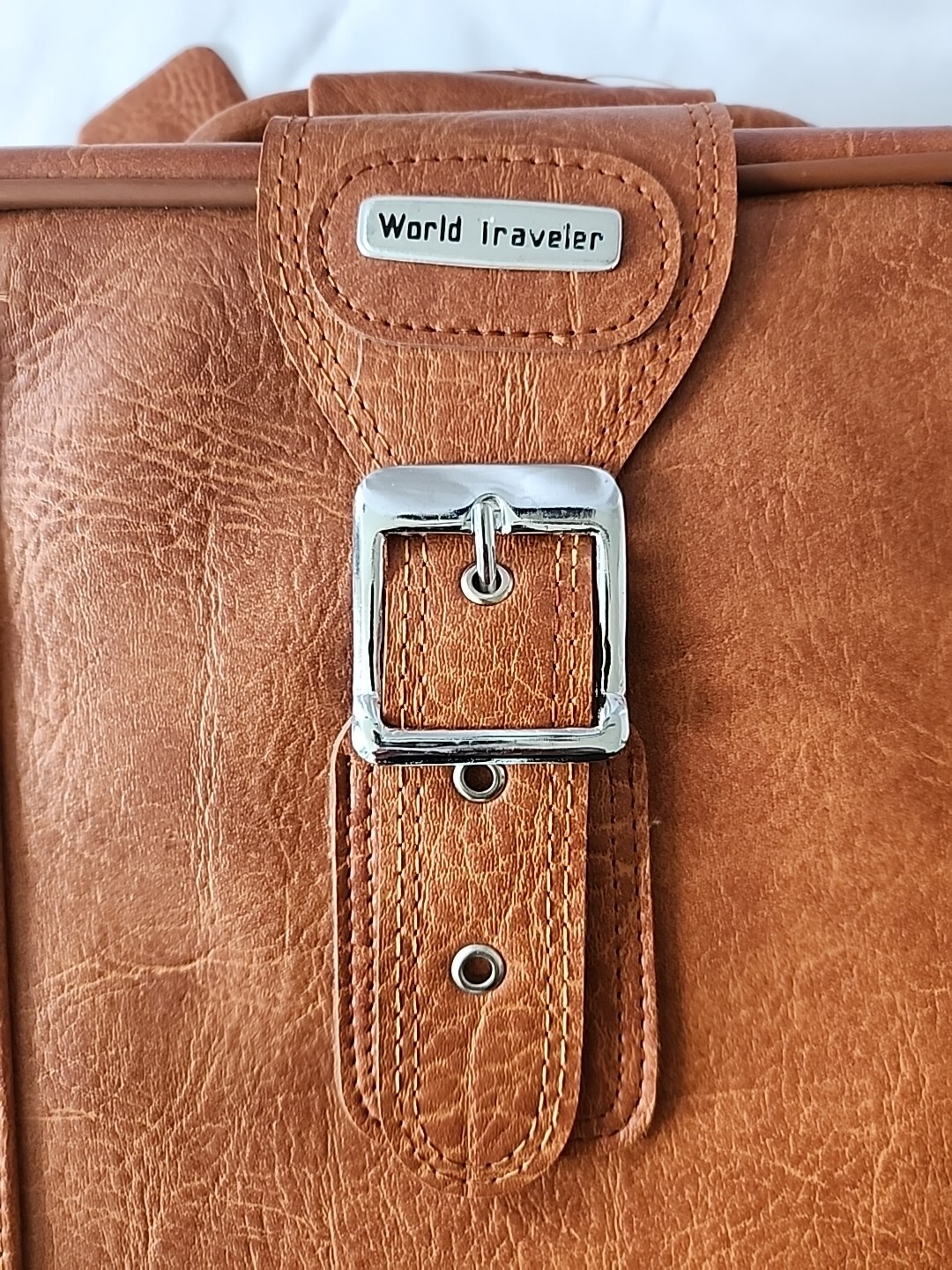 Vintage World Traveler English Style Leather Carry On Luggage Suitcase EUC