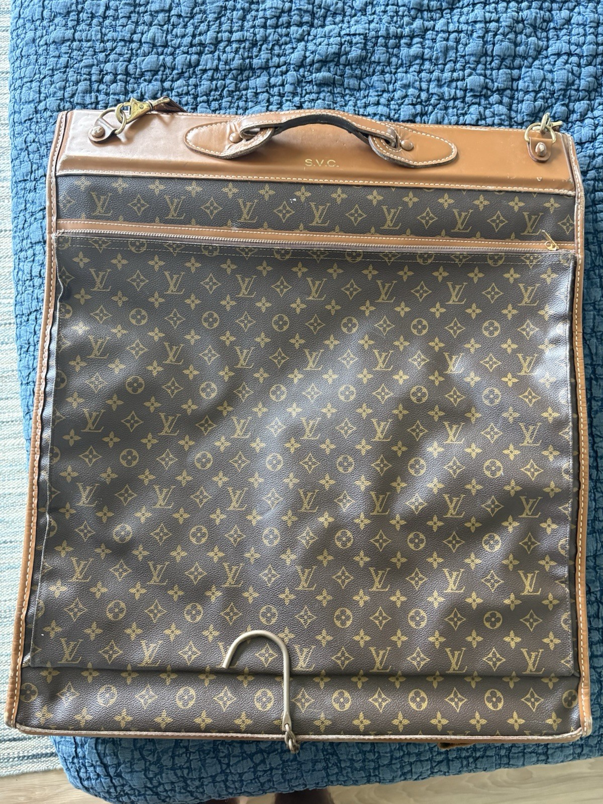 Louis Vuitton Vintage Garment Bag. Real Louis Vuitton Garment Bag roughly $2000.