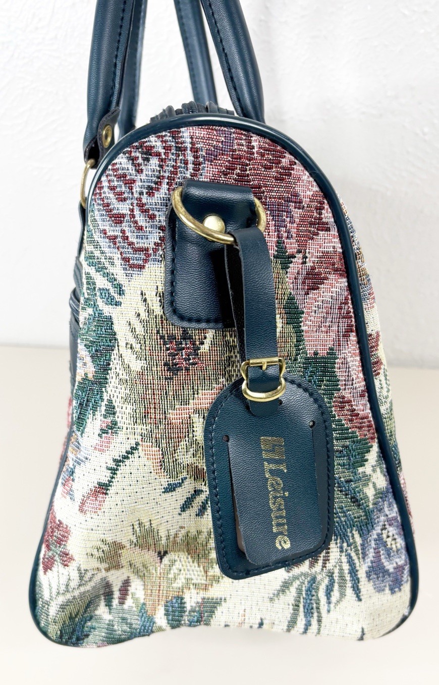 VTG Leisure Luggage Tapestry Weekender CarryOn Bag Floral Green Trim 10x16x8 EUC