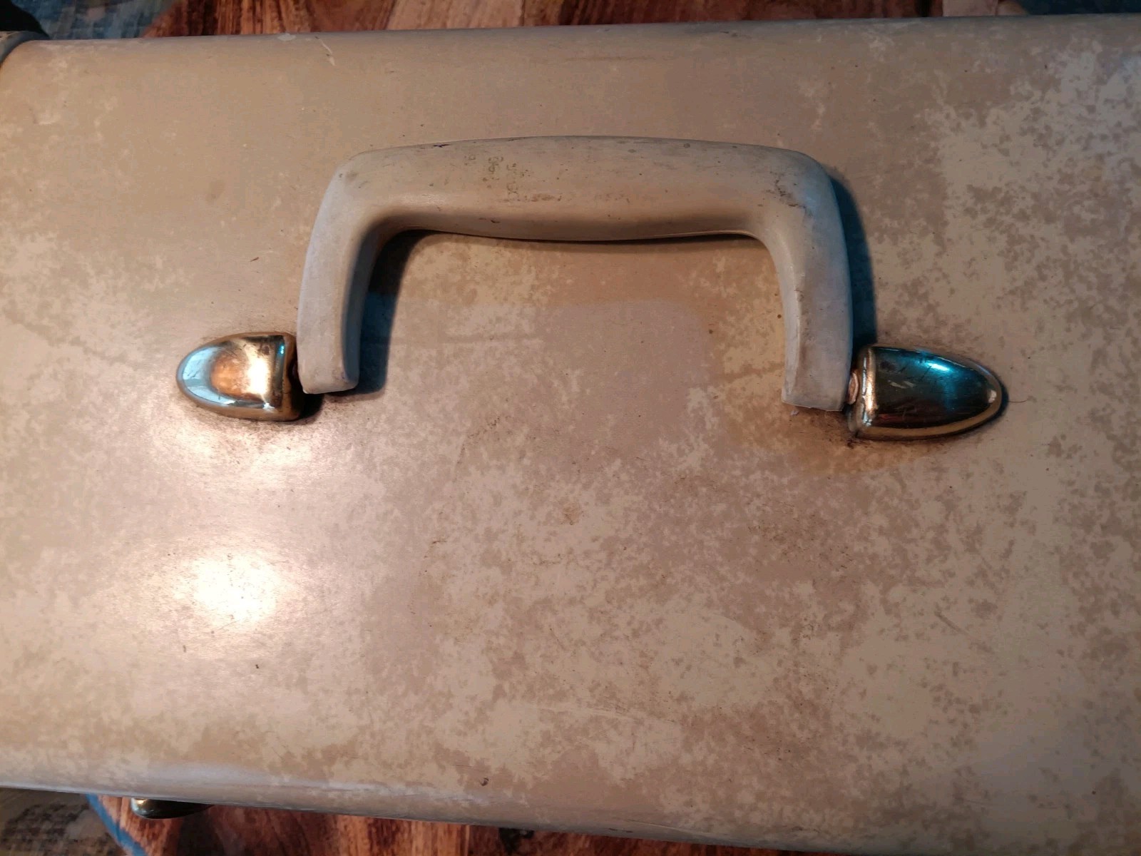 Vintage 1950’s SAMSONITE Streamlite MAKEUP TRAIN CASE Suitcase MARBLE TAN