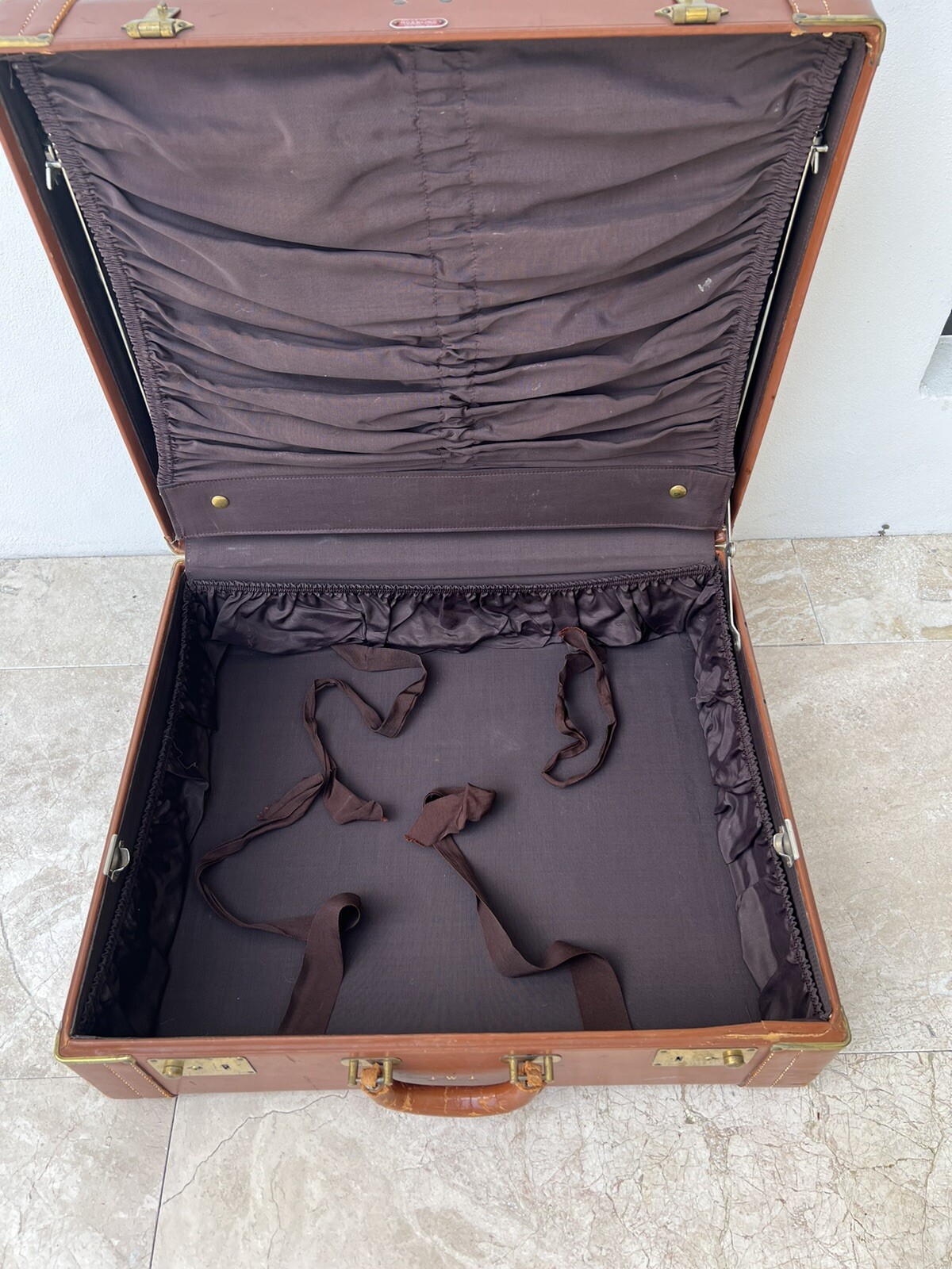Leather Roebling Luggage Co. Suitcase Travel Display Prop Locks w/ Hangers RARE