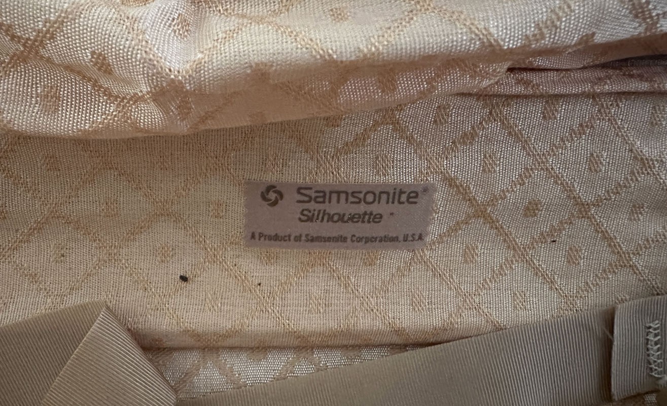 Vintage Samsonite Silhouette II Suitcase Retro 60s 70s Hard Shell Luggage Prop