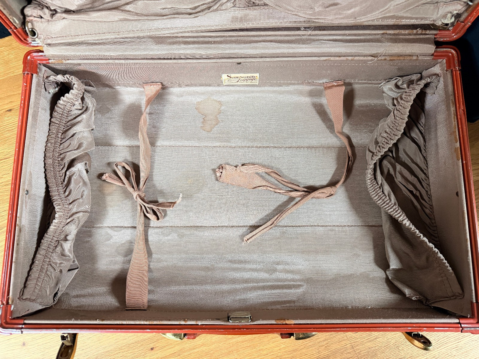 Vintage Samsonite Luggage Suitcase No. 4921 Hardshell Shwayder Bros 21″ No Key