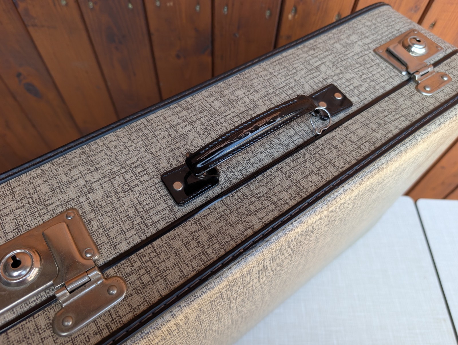 Vintage Suitcase Retro Travel Case 1950s Retro Weekender Mid Century 1960s 6