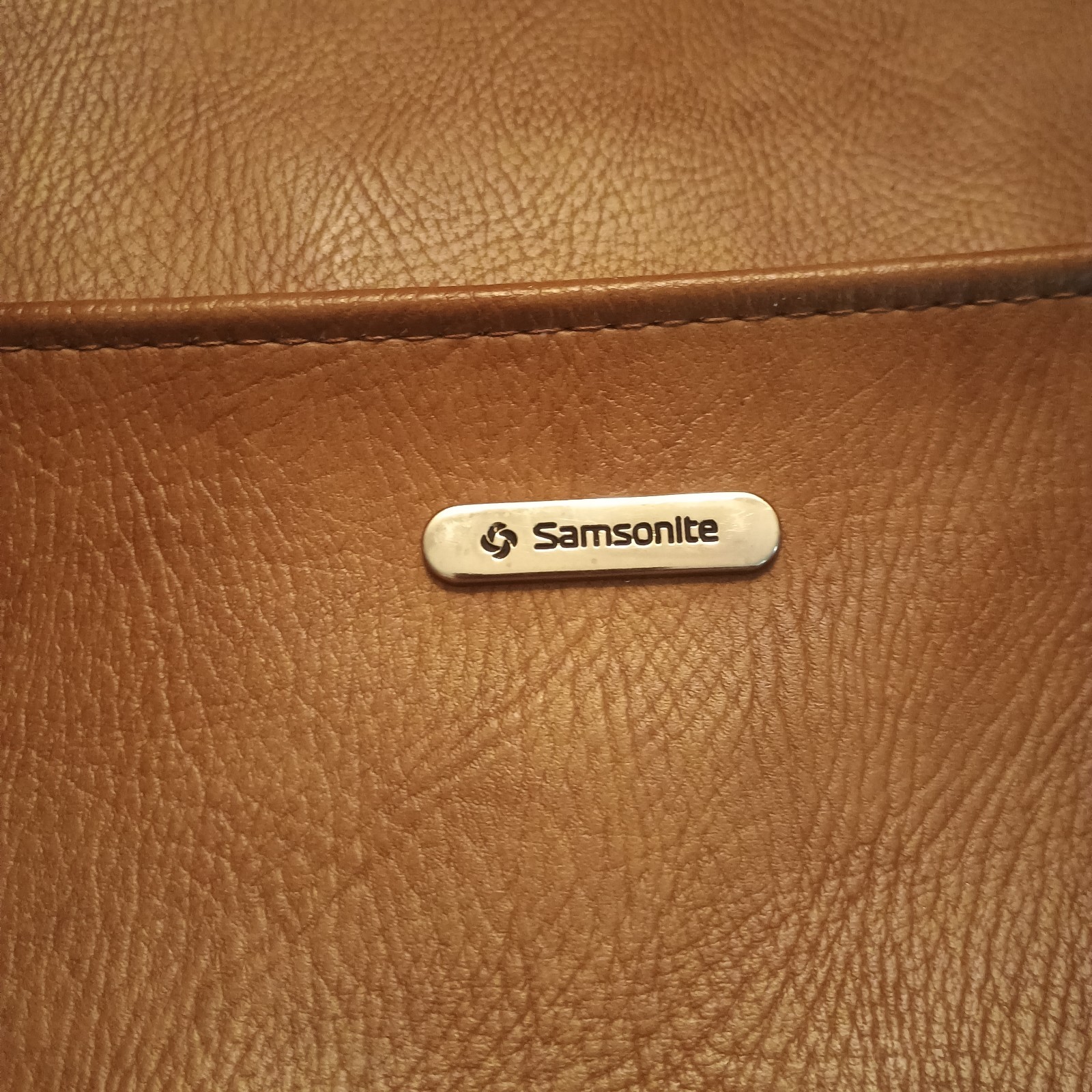 Vintage Samsonite Faux Leather Carry On Shoulder Bag Travel Tote Tan Camel 1970s