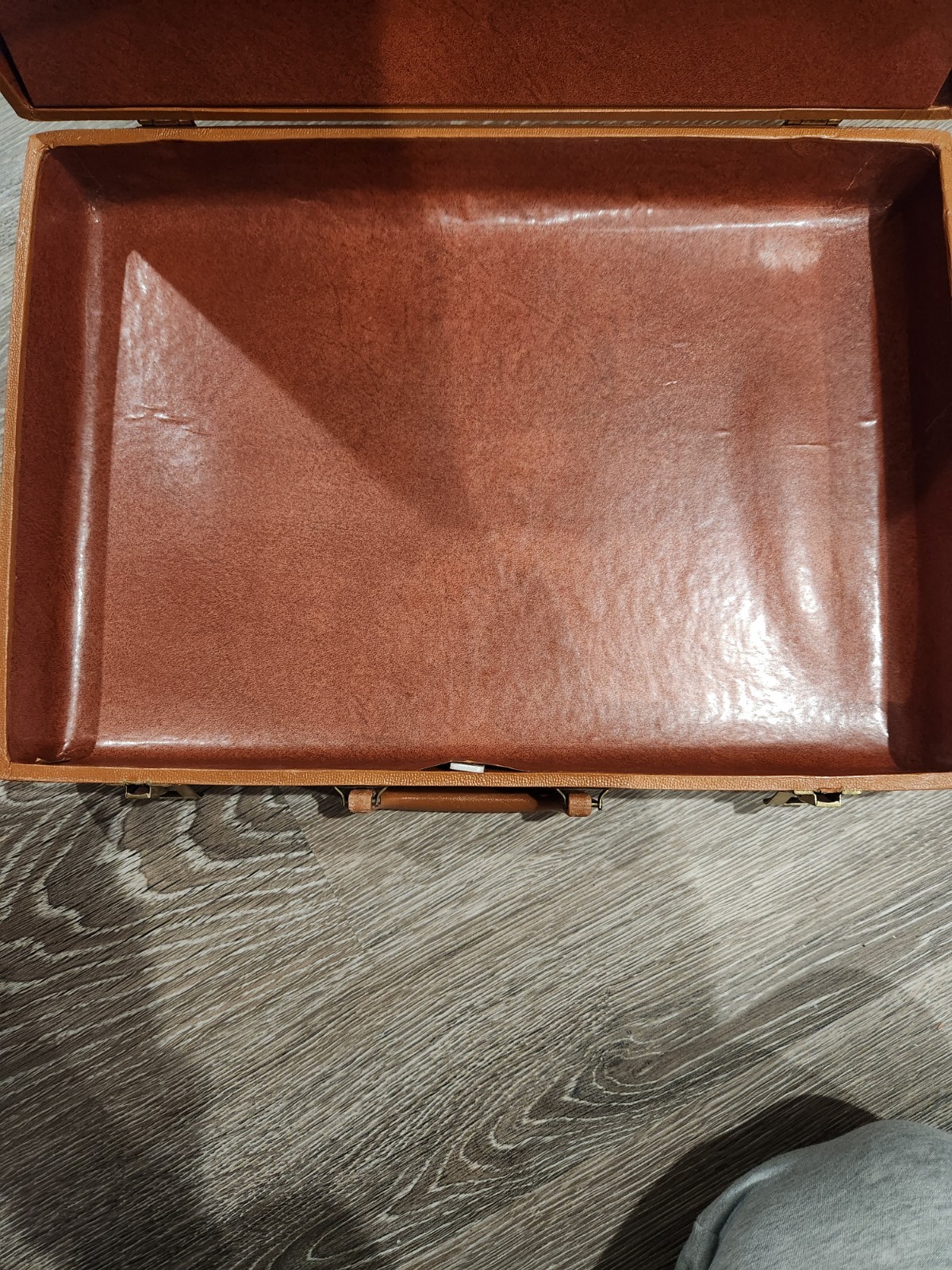 Vintage Brown Hard Faux Leather Suitcase with Locking & Compartments