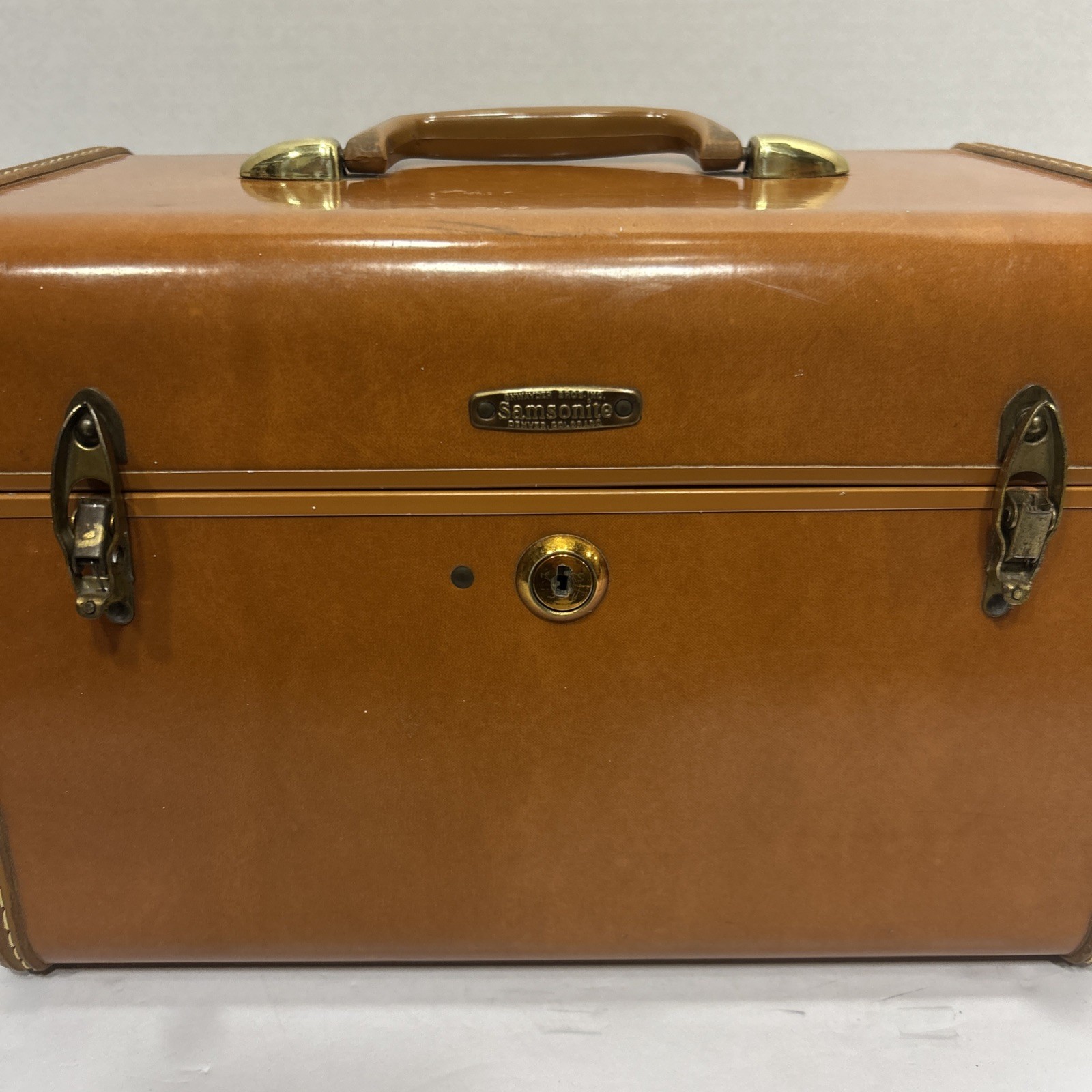 VTG Samsonite Shwayder Bros Luggage Train Case Brown Style 4612 Hard Case NO KEY