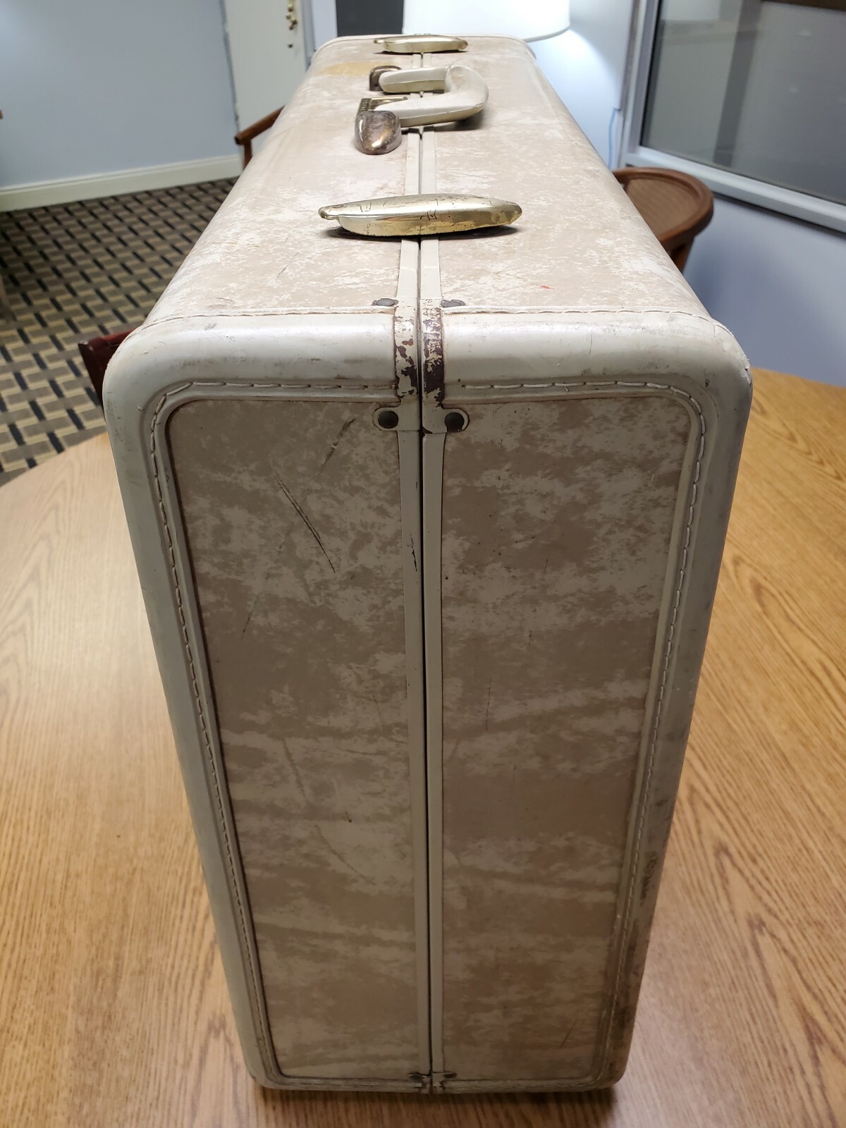 Vintage Samsonite Shwayder Brothers Marble Cream Suitcase Luggage 9x18x21”