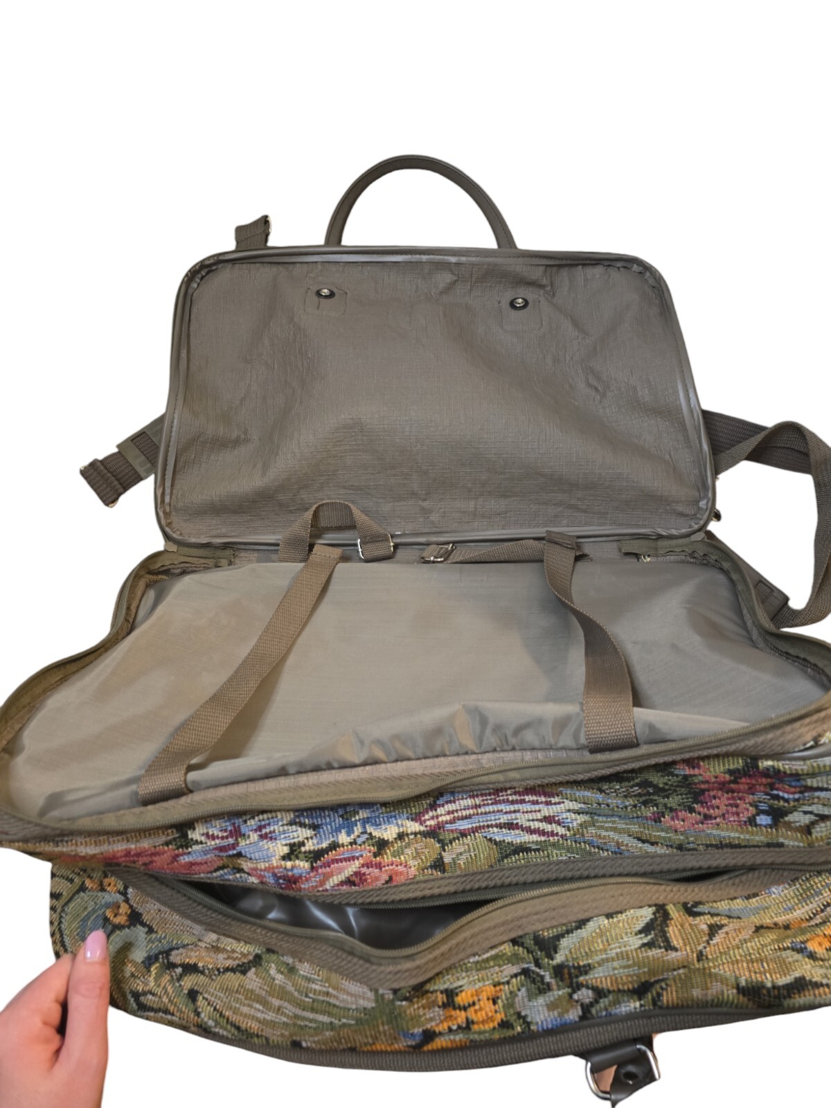 Vintage Faberge Travel Weekender Tapestry Floral Carpet Bag Suitcase