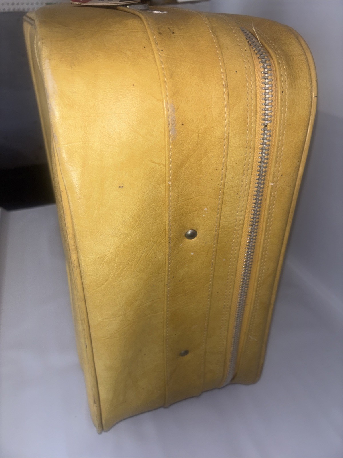 Vintage American Tourister 1975 Harvest Gold Soft Shell Suitcase 23x18x8