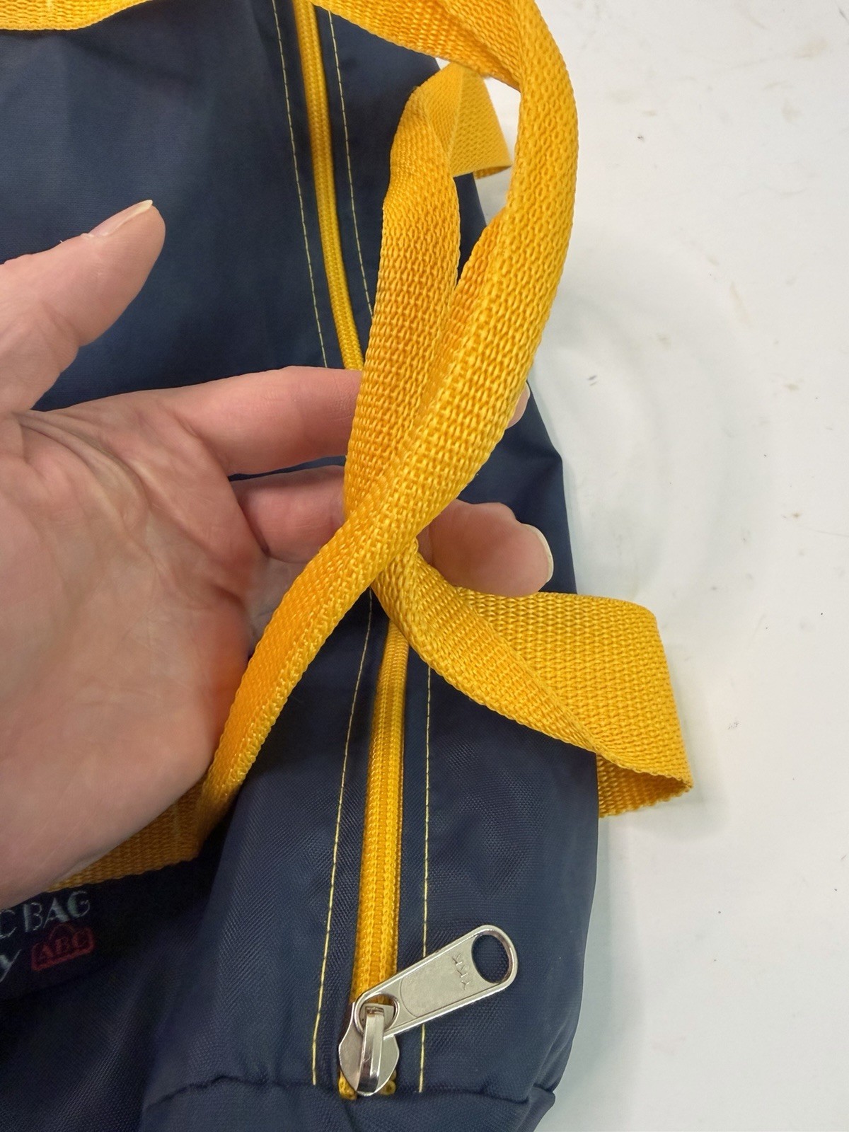 Vtg 1987 APWA Chicago Convention Duffel Bag Athletic Bag Co Blue Yellow 15″