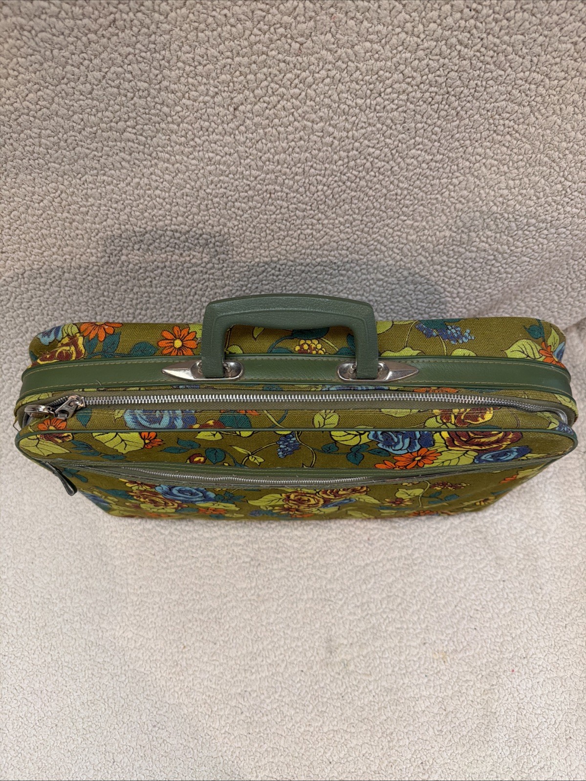 Vintage Bantam Travelware Retro Suitcase Floral Flowers 1970’s 1960’s Green