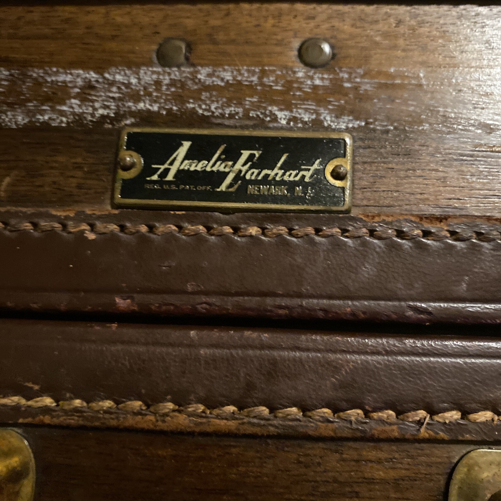 Vtg AMELIA EARHART Mahogany Veneer Wood SUITCASE 1930s Luggage RARE