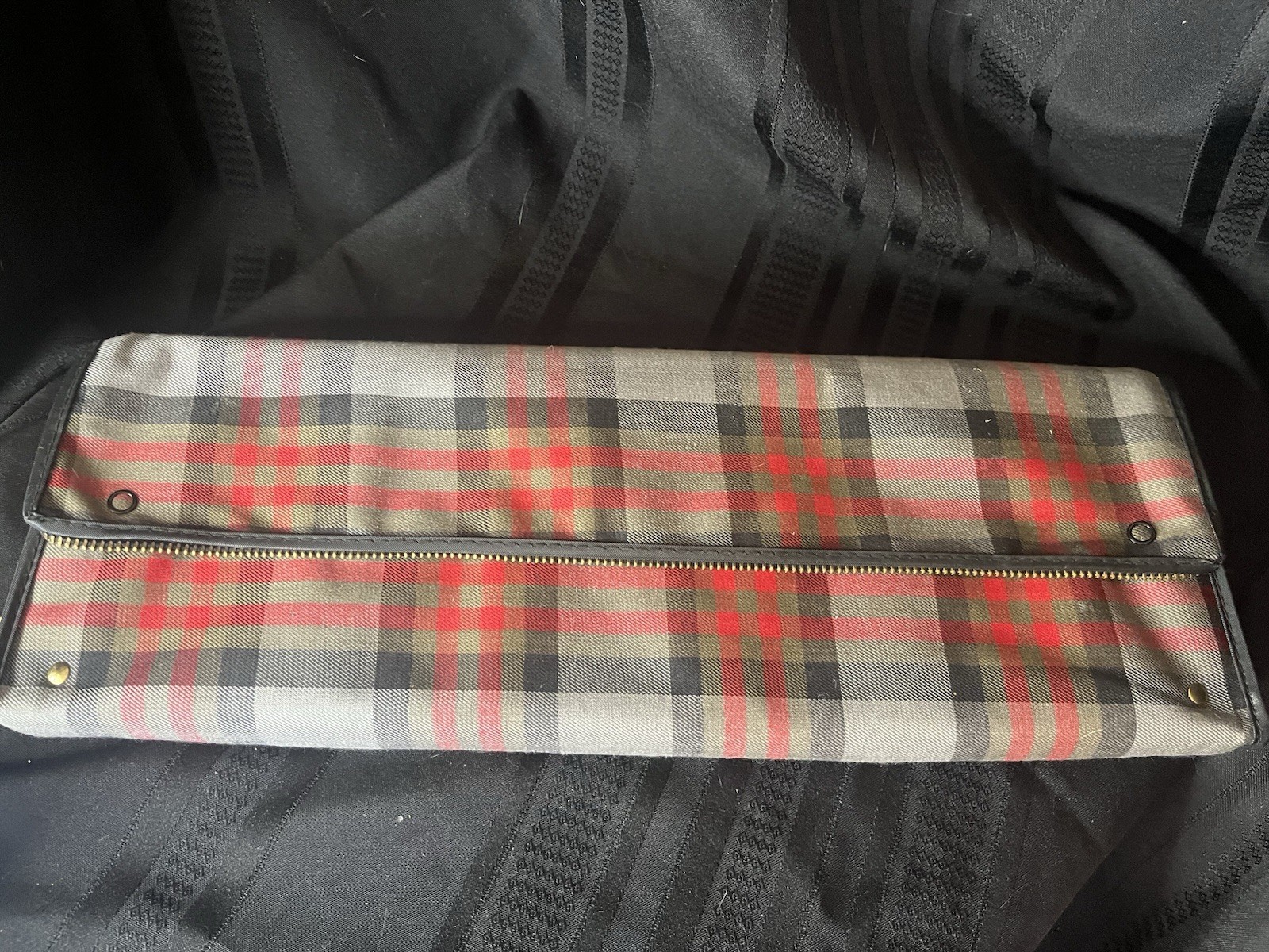 Vintage 1960s Plaid Foldable Suitcase Collapsible Weekend 17″ x 13″ x 6″ MCM