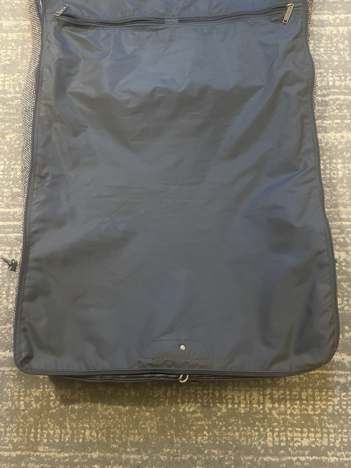 Jordache Vintage Bi-Fold Garment Bag Multicolor