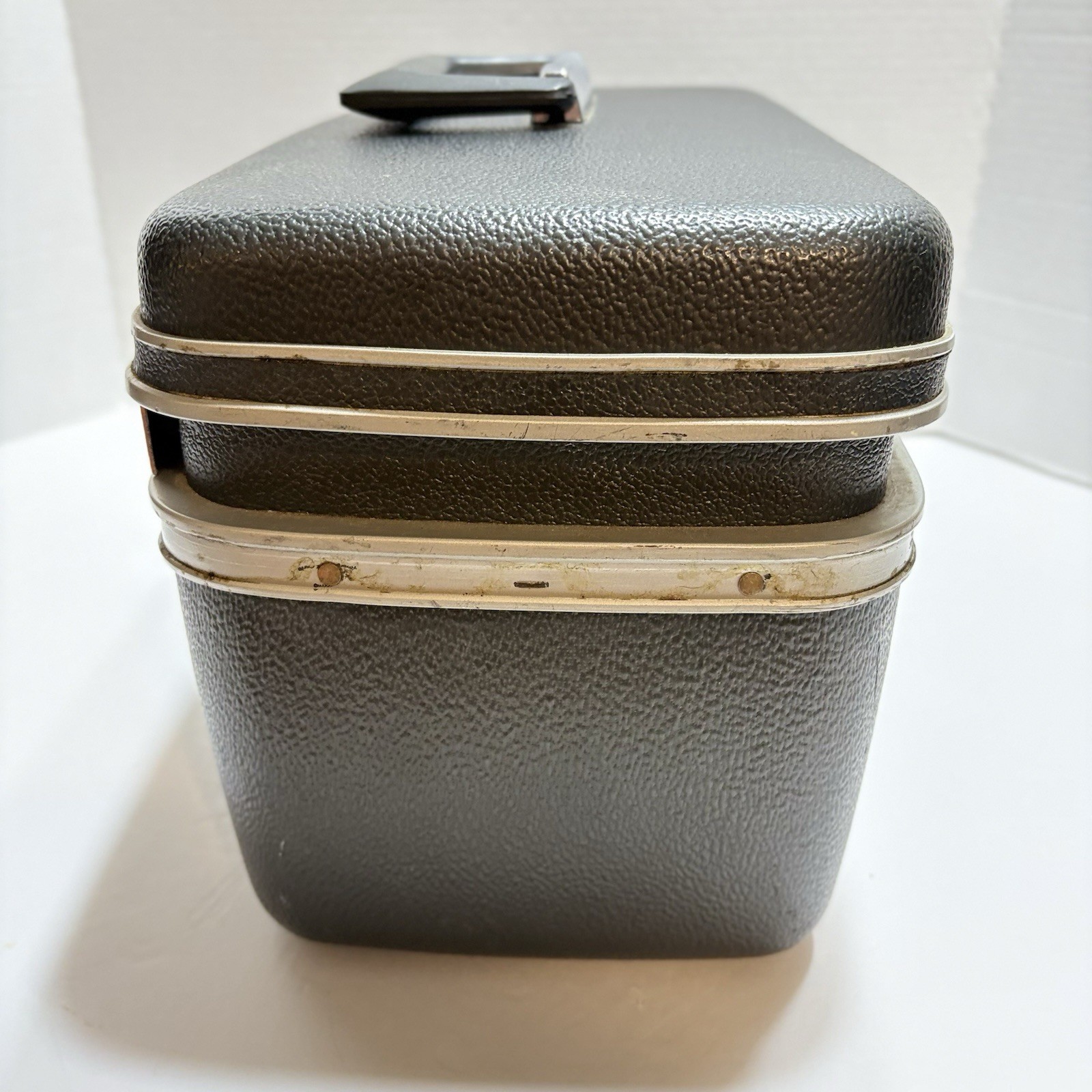 Vintage Samsonite Silhouette Train Case Hard Shell Green