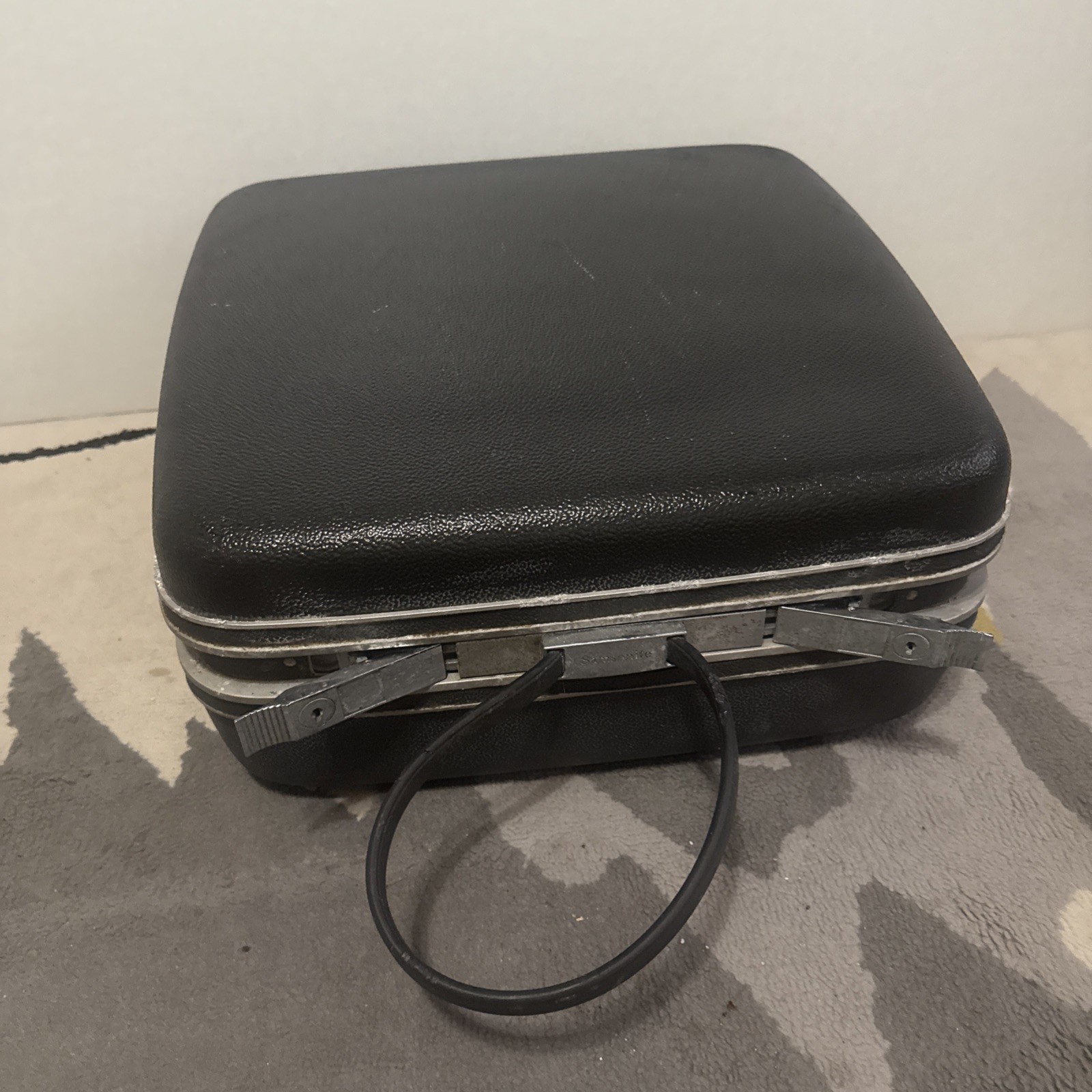 Samosonite Weekender Loop Handle Slate Gray Inside Top Vintage Floral Silk.