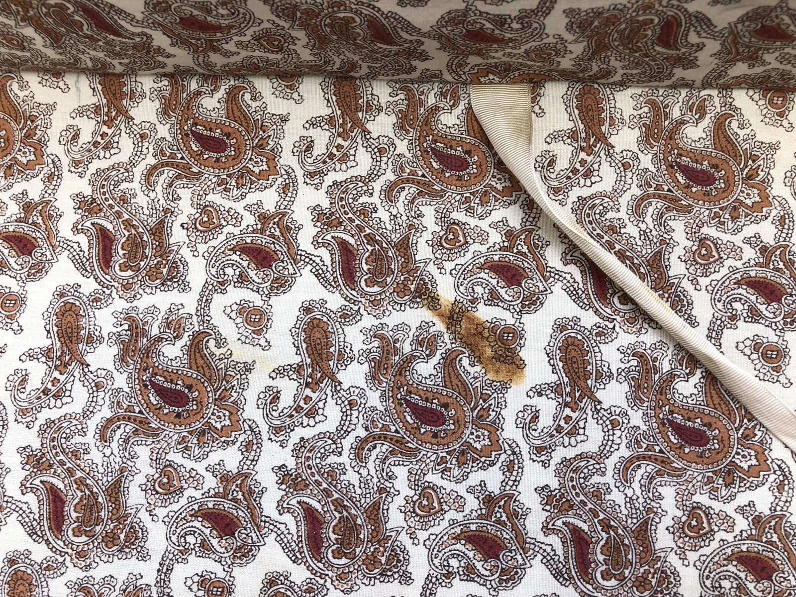 Hartmann 25” Belting Leather Paisley Interior Suitcase