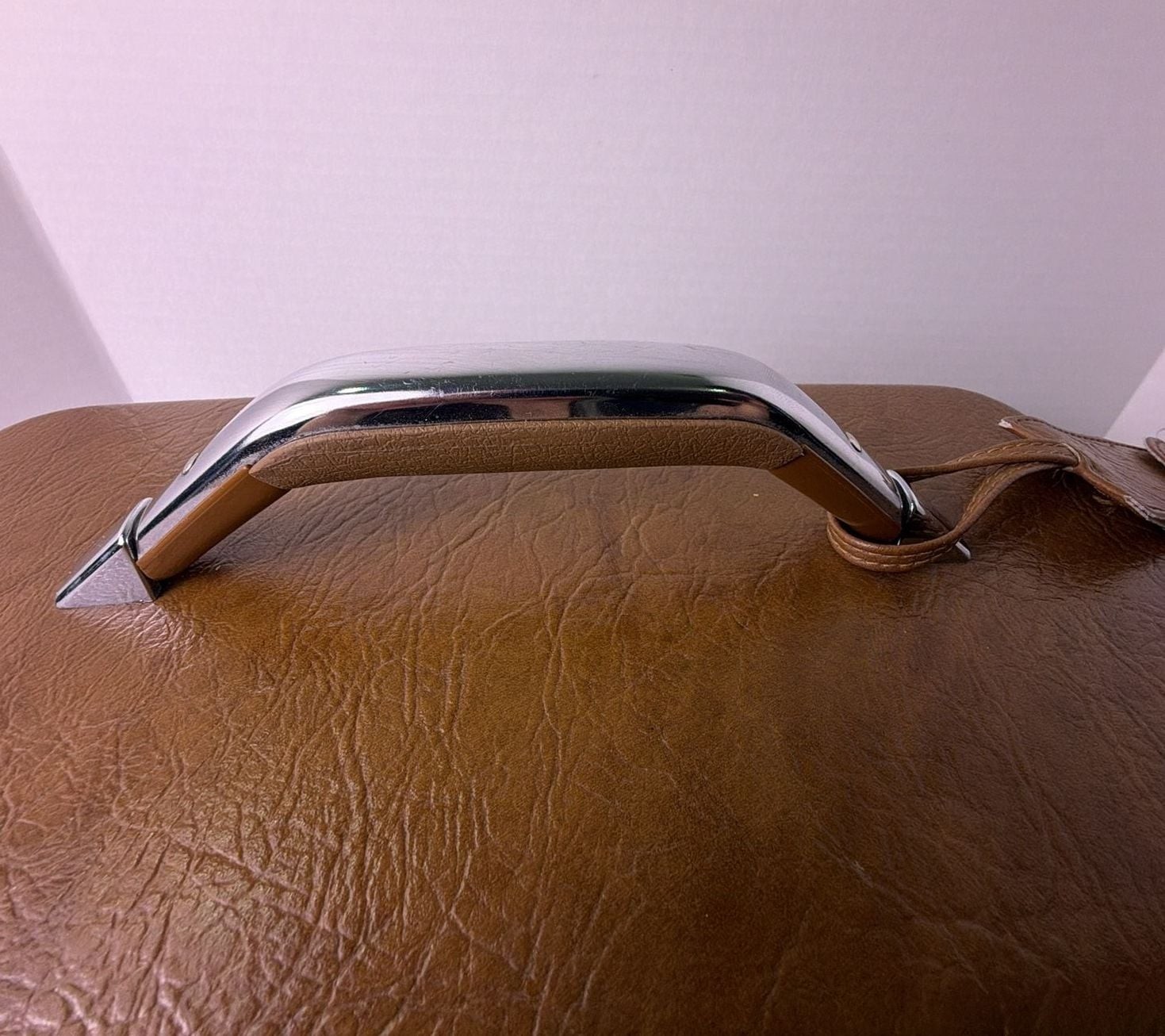 Vintage Samsonite Silhouette Brown Train Case Makeup Travel Luggage with Mirror
