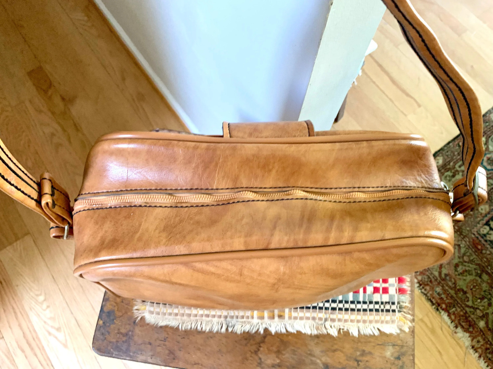 1970s Luggage Overnighter Brown Vinyl Shoulder Bag | 70’s Scovill Shoulder Bag