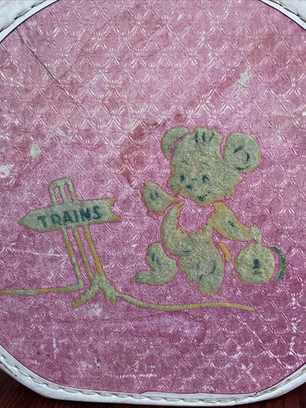 VTG 1950’s Round Pink Child’s Travel Case Bear Going On A Train