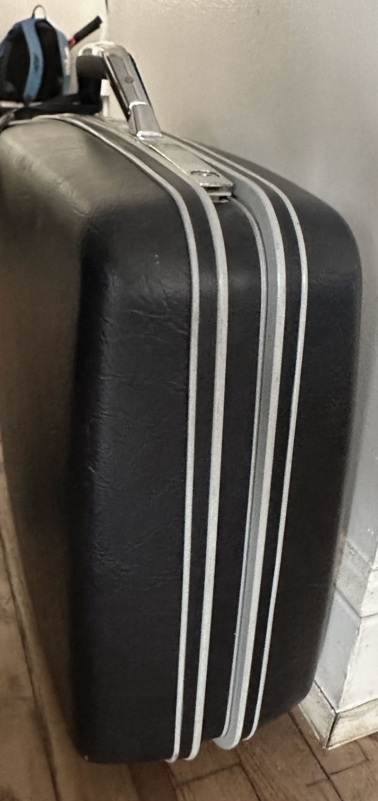 Vintage Samsonite Silhouette II Suitcase Retro 60s 70s Hard Shell Luggage Prop