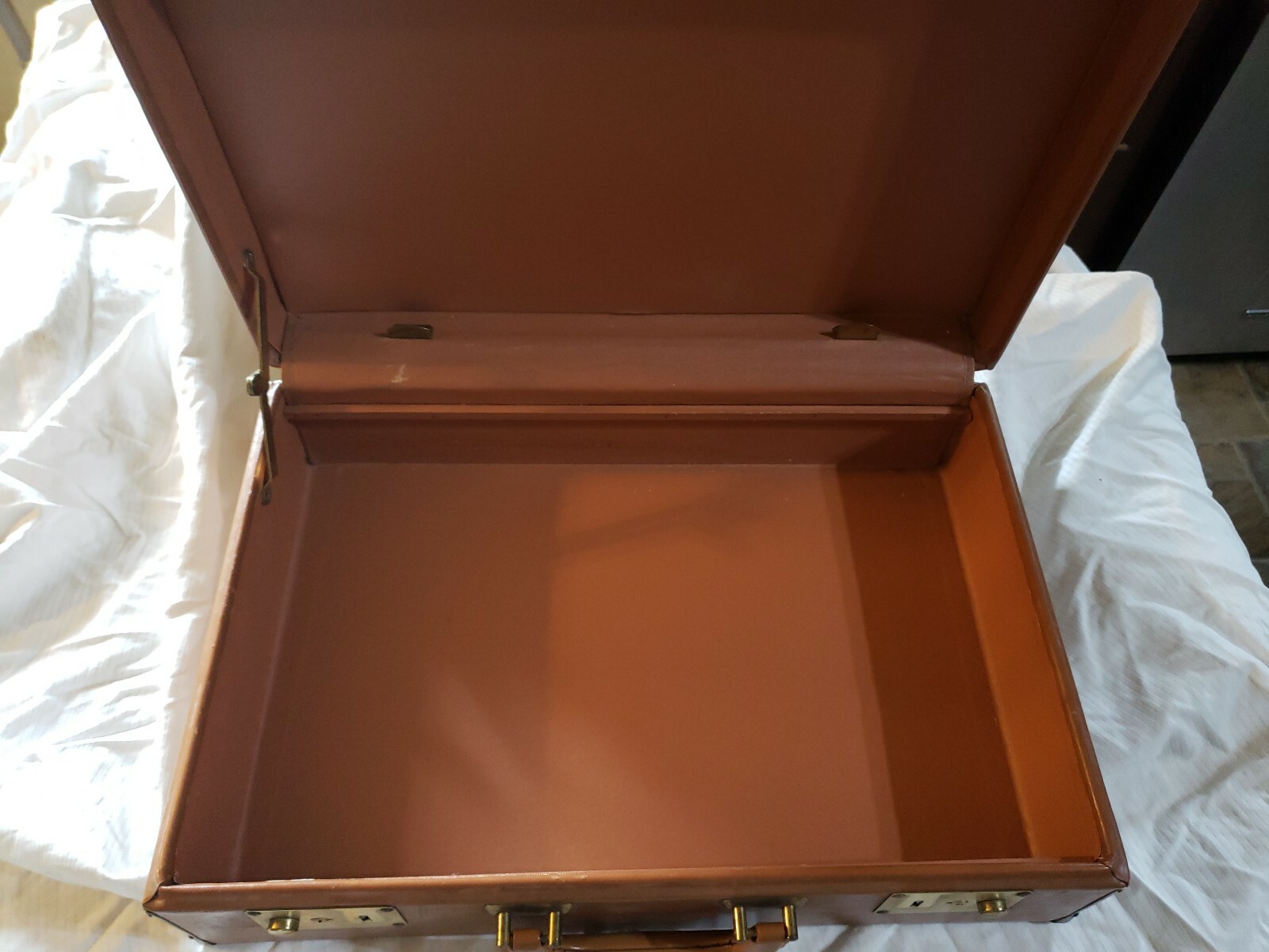 Vintage Rare H.J. Heggens Marsden INC Briefcase Luggage US Government Cowhide