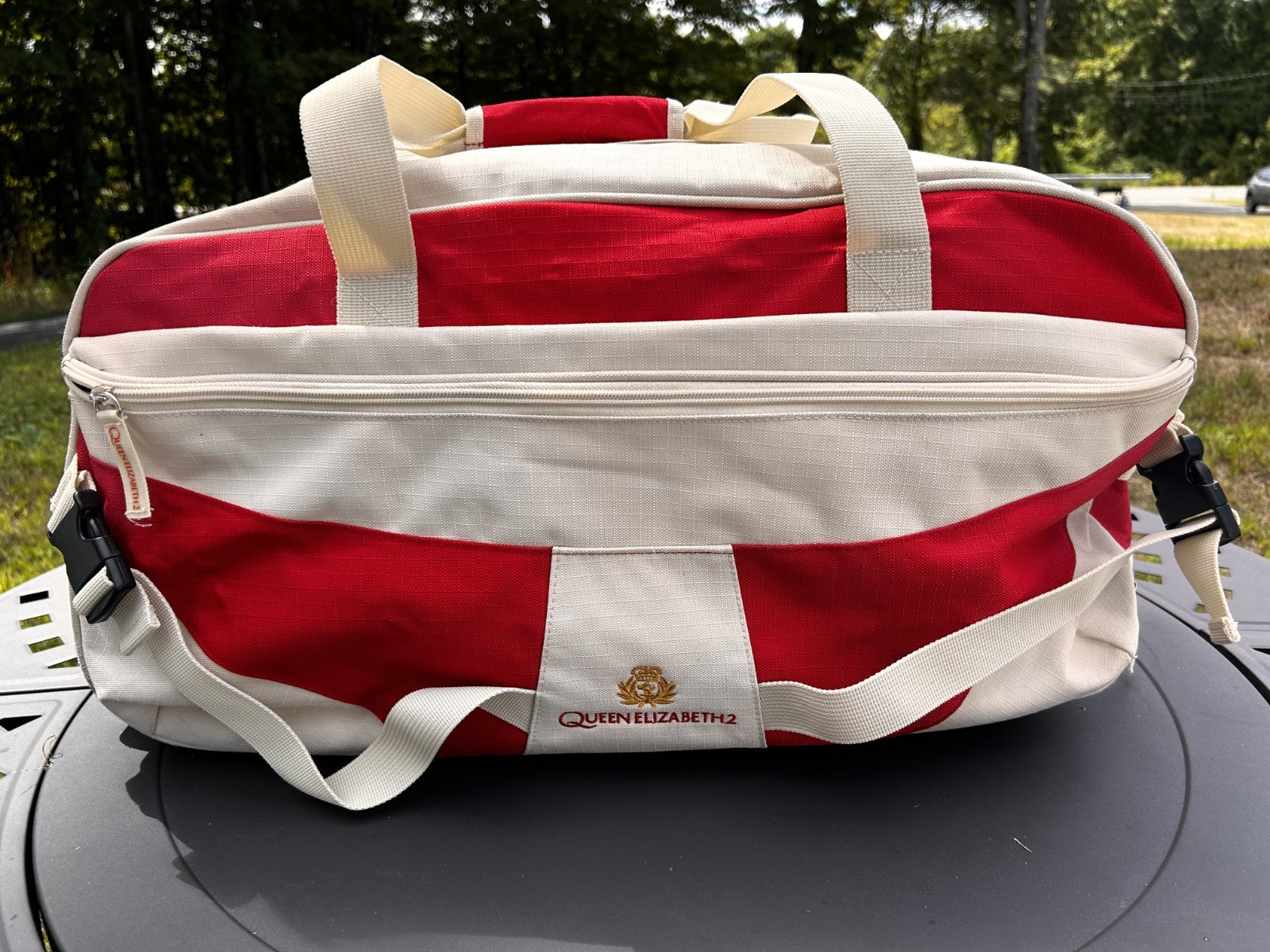 Vintage Rare Queen Elizabeth 2 Cruiseline Canvas Rollator Duffle Bag Suitcase