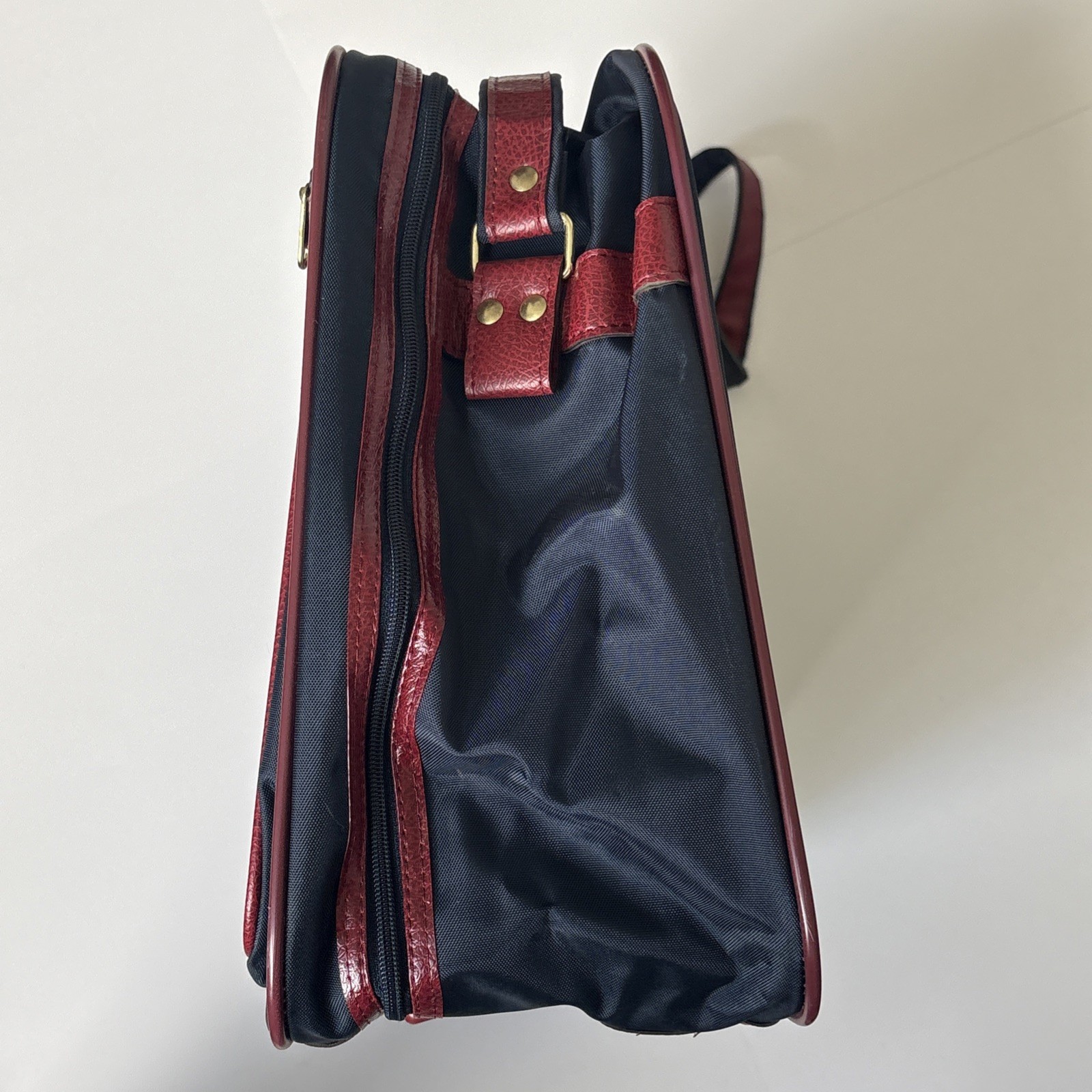 Vintage Mint Cond. 1980’s Samsonite 22″ Carry-On Suitcase Bag Luggage Navy Blue