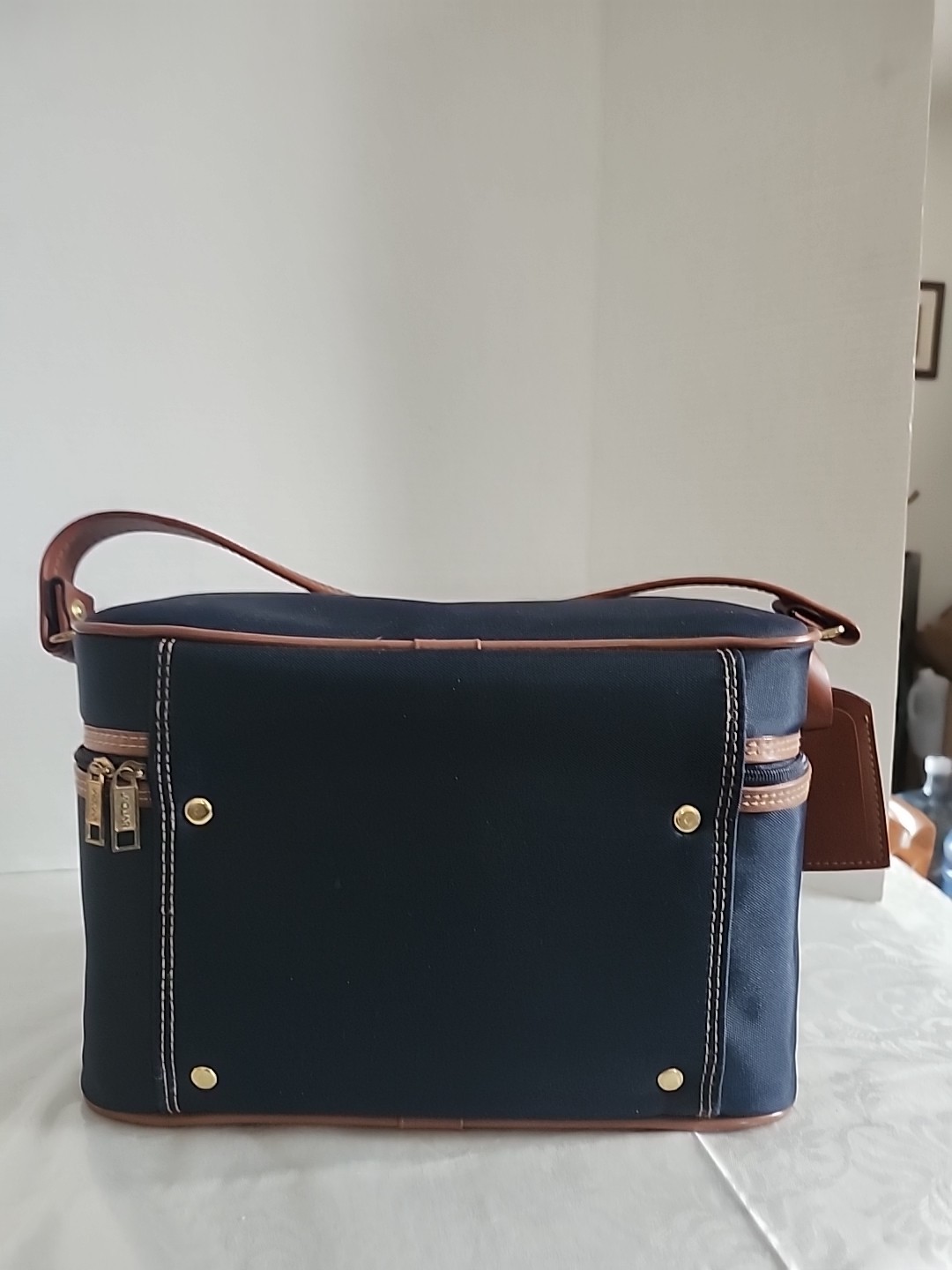 vintage Jaguar navy blue nylon and brown leather trim train case Cosmetic bag