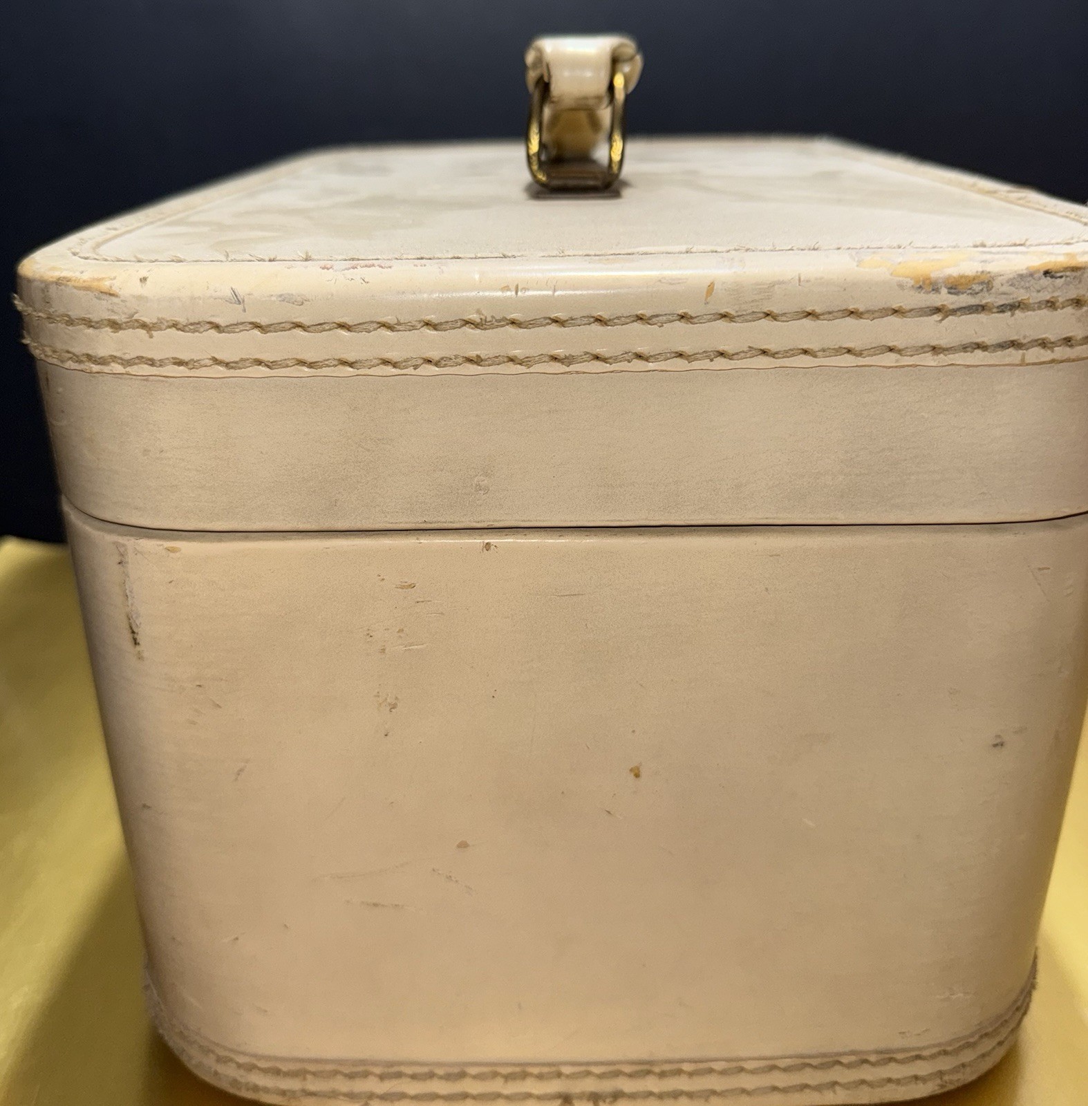 Vintage Belber Neolite Hardside Train Case by Goodyear Tire & Rubber Co. Cream