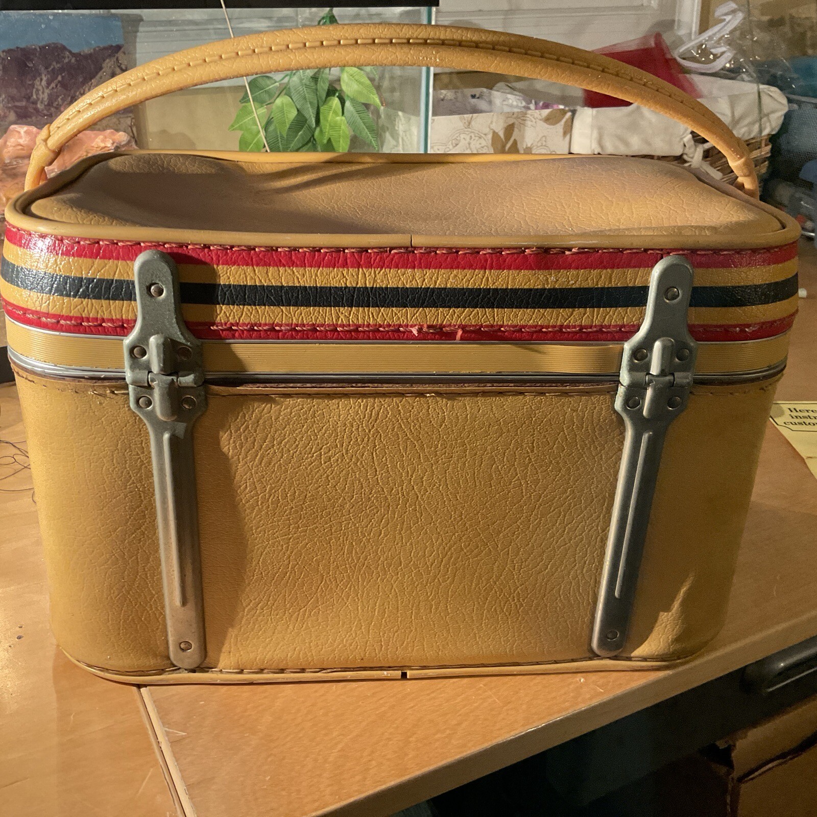 Vintage Amelia Earhart Train Case Make Up Bag Mustard w/ Custom Combination Lock