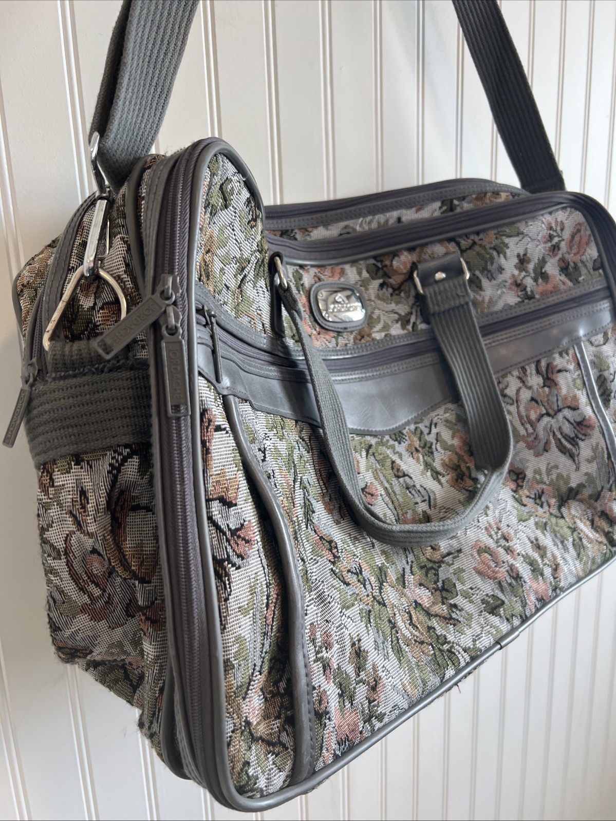 Jordache Vintage Tapestry Gray Floral Grandma Core Cottage Core Carry-On Bag