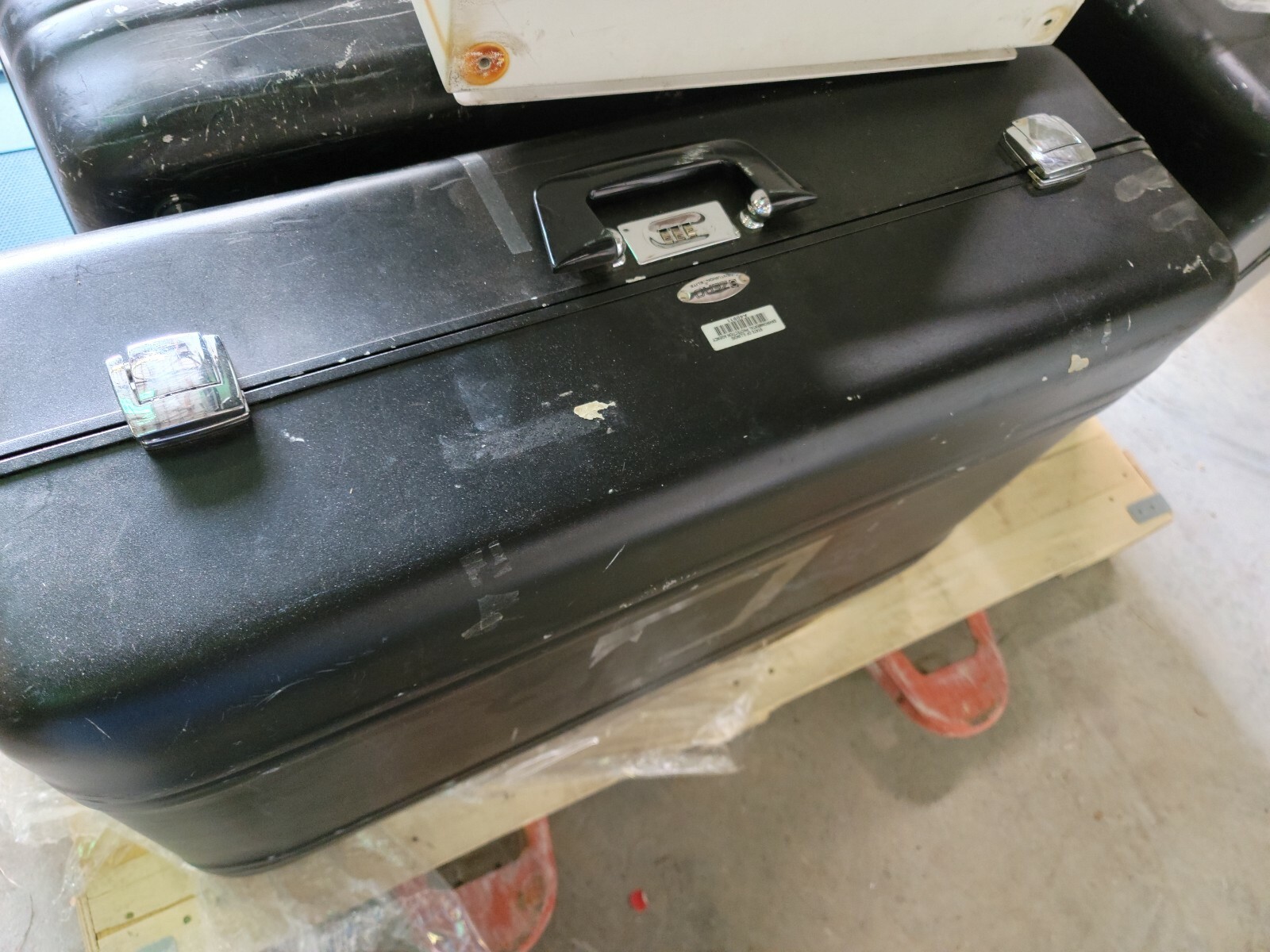 ZERO Halliburton Centurion Elite ~ Aluminum Brief Case Luggage 29x20x10