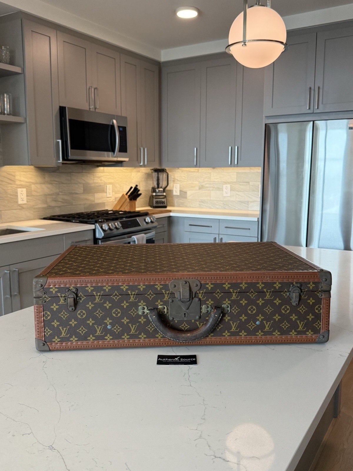 Louis Vuitton Bisten 65 Trunk – Rare Vintage Monogram LV Trunk, Collectible
