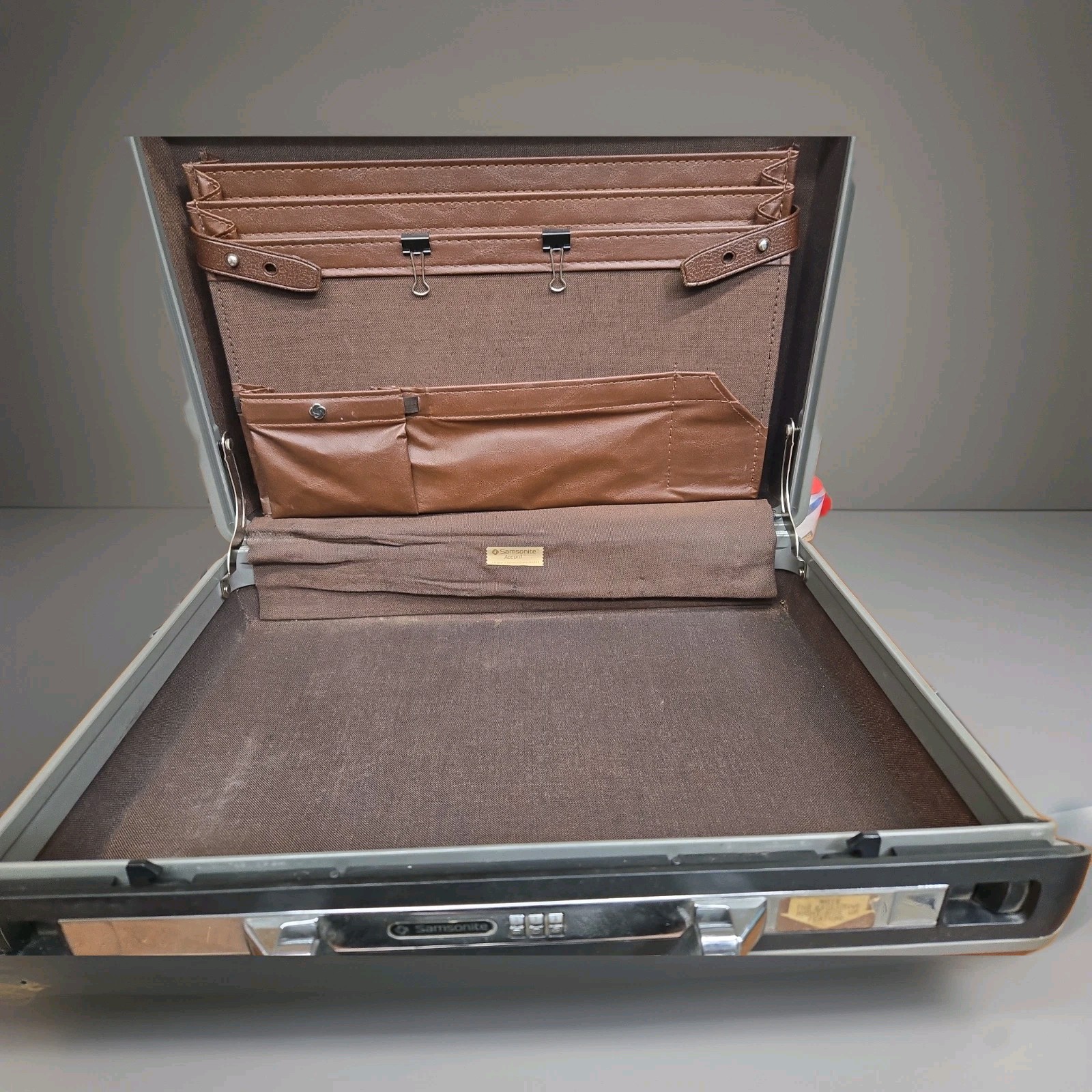 Vintage Samsonite Accord Hard Shell Attache Briefcase Combination Lock Brown