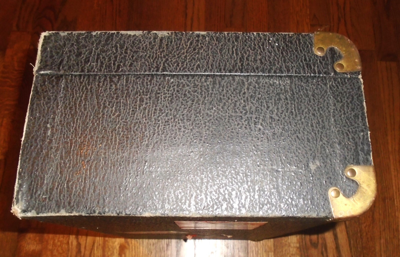 Rare Vintage 21” Suitcase Cardboard Metal Corners Bakelite Handle Locks Work