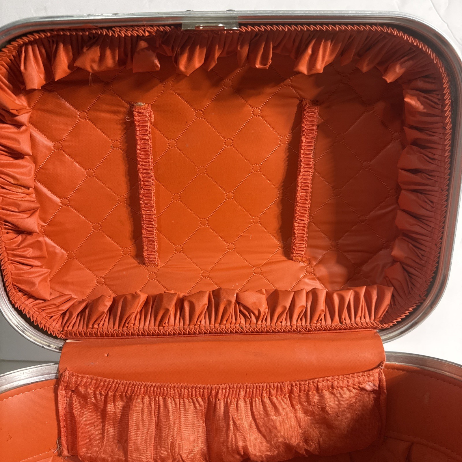 Vtg Orange Travel Luggage 13″ Long, 8″ Tall, 9″ Wide W/ Handle And Metal Feet