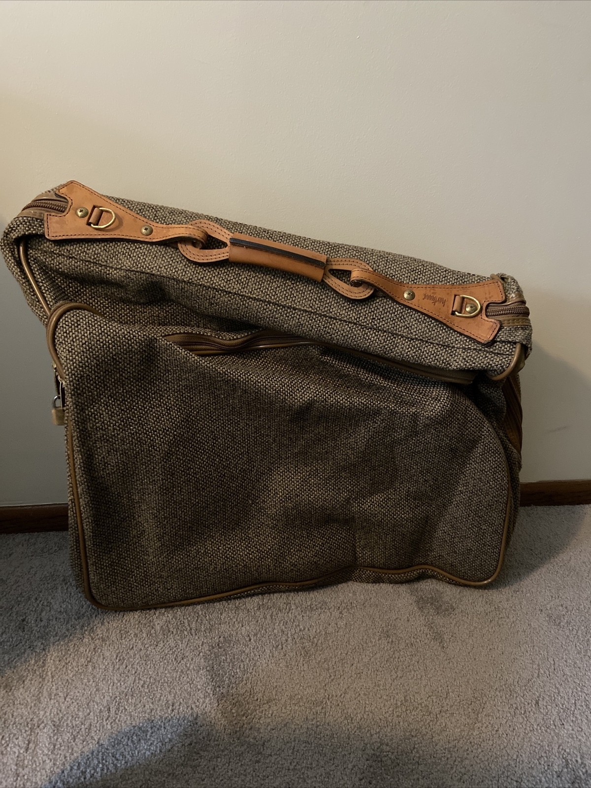 Vintage Hartmann Luggage Brown Tweed Leather Travel Bag 22”x19”x7” Missing Strap
