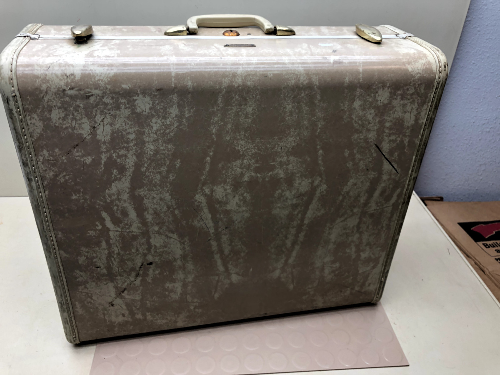 Vintage Large Samsonite Hard Side Suitcase Luggage 4551 Marble Cream