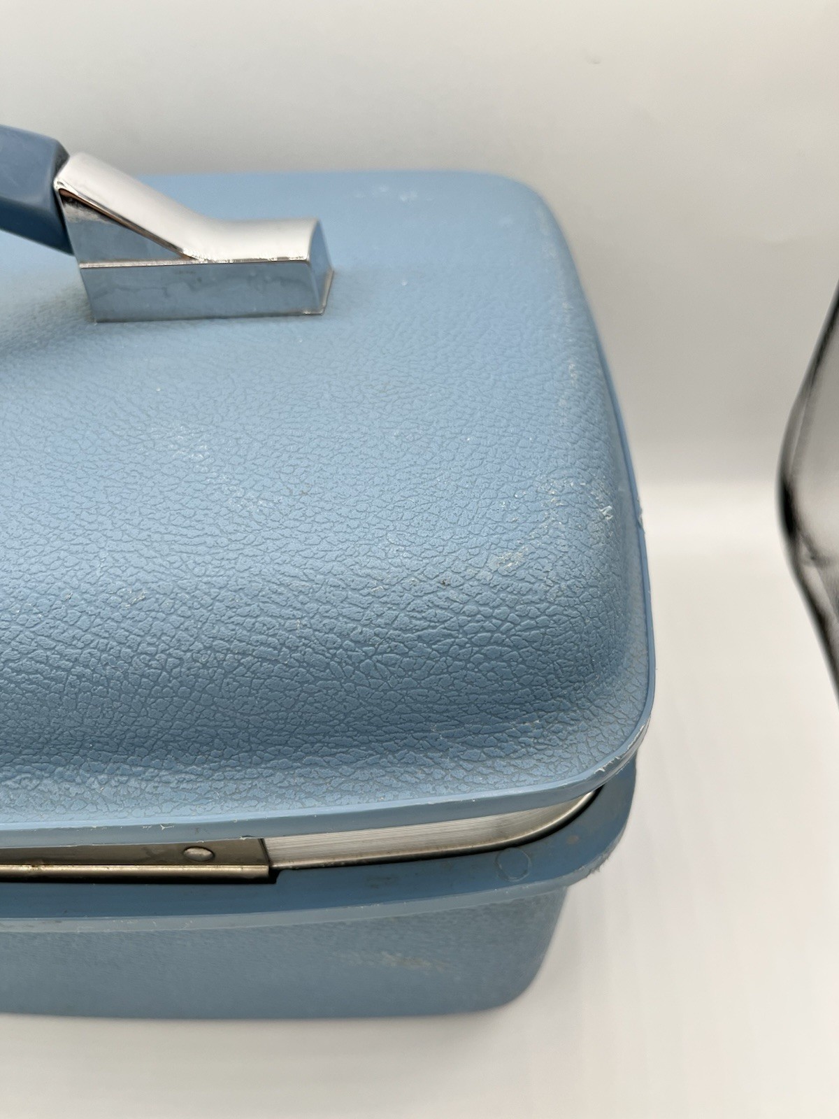 VTG Samsonite Royal Traveller Montbello II Vanity Train Case Baby Blue No Key